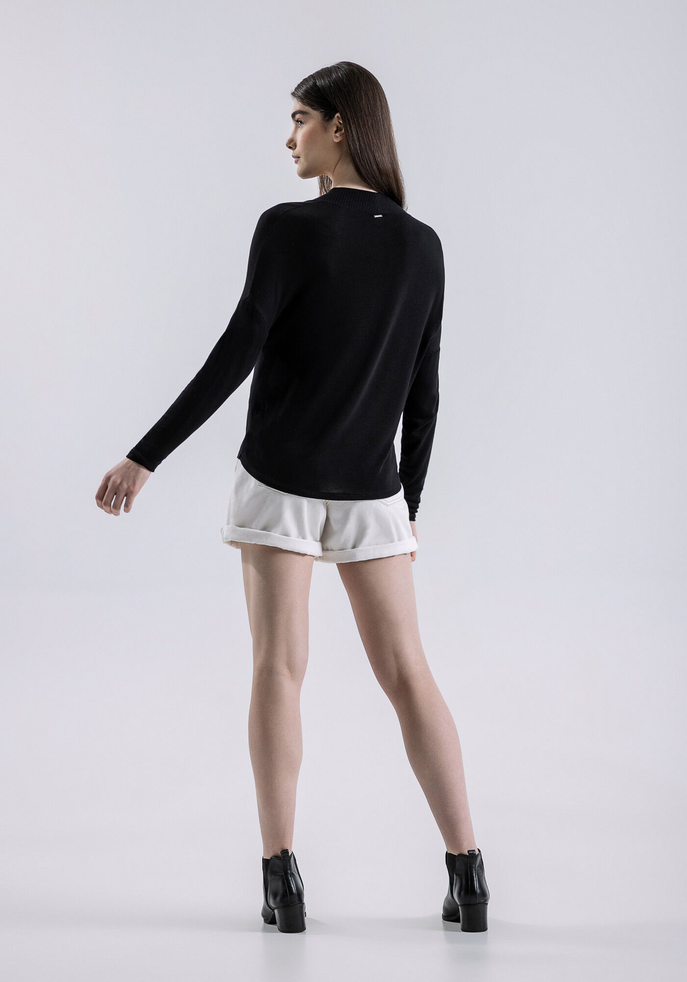 Blusa Manga Longa com Decote V, PRETO REATIVO, large.