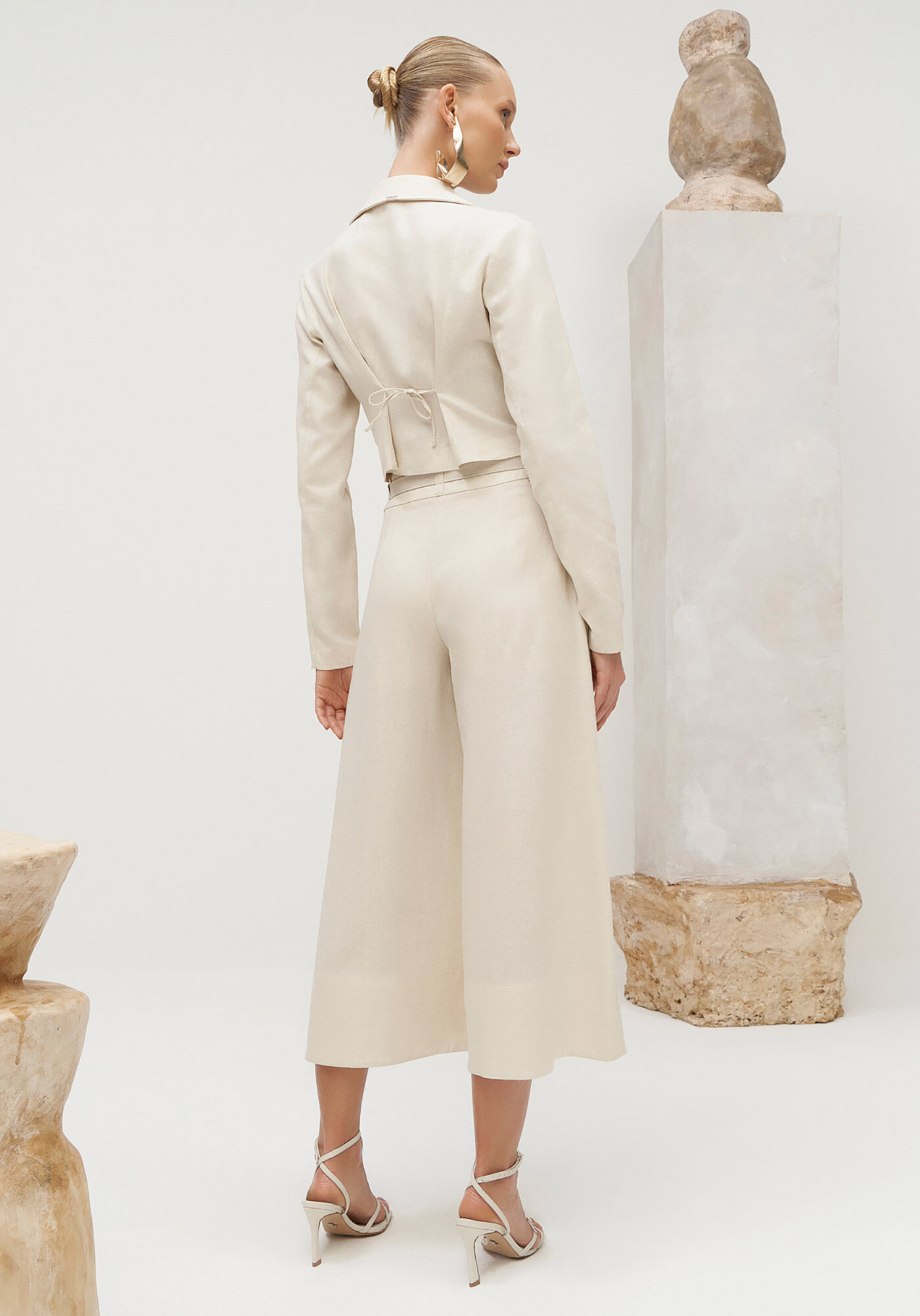 Cal&ccedil;a Pantacourt em Linho, BEGE CAQUI, large.