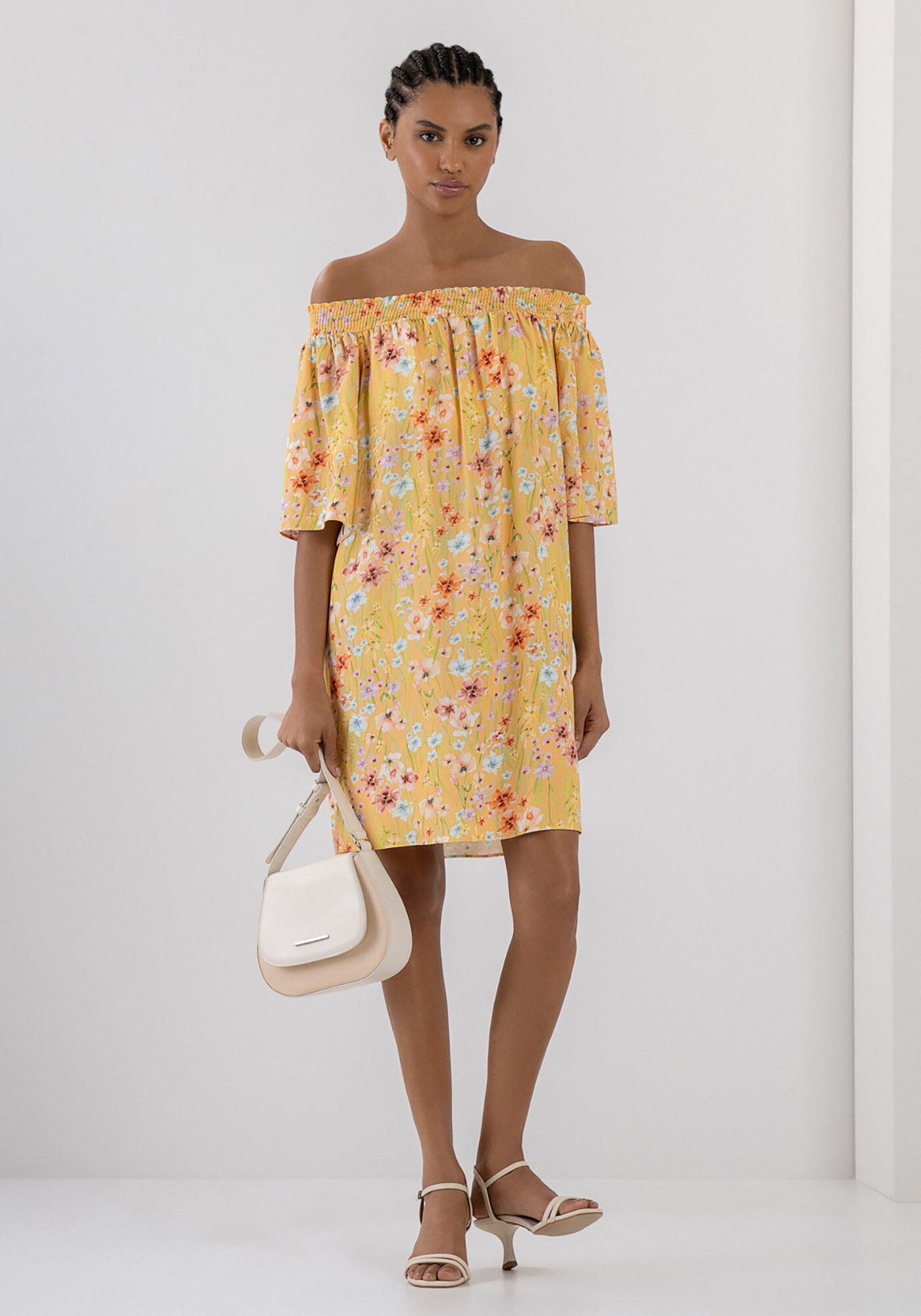 Vestido Curto Ombro a Ombro com Manga Flare Lez a Lez