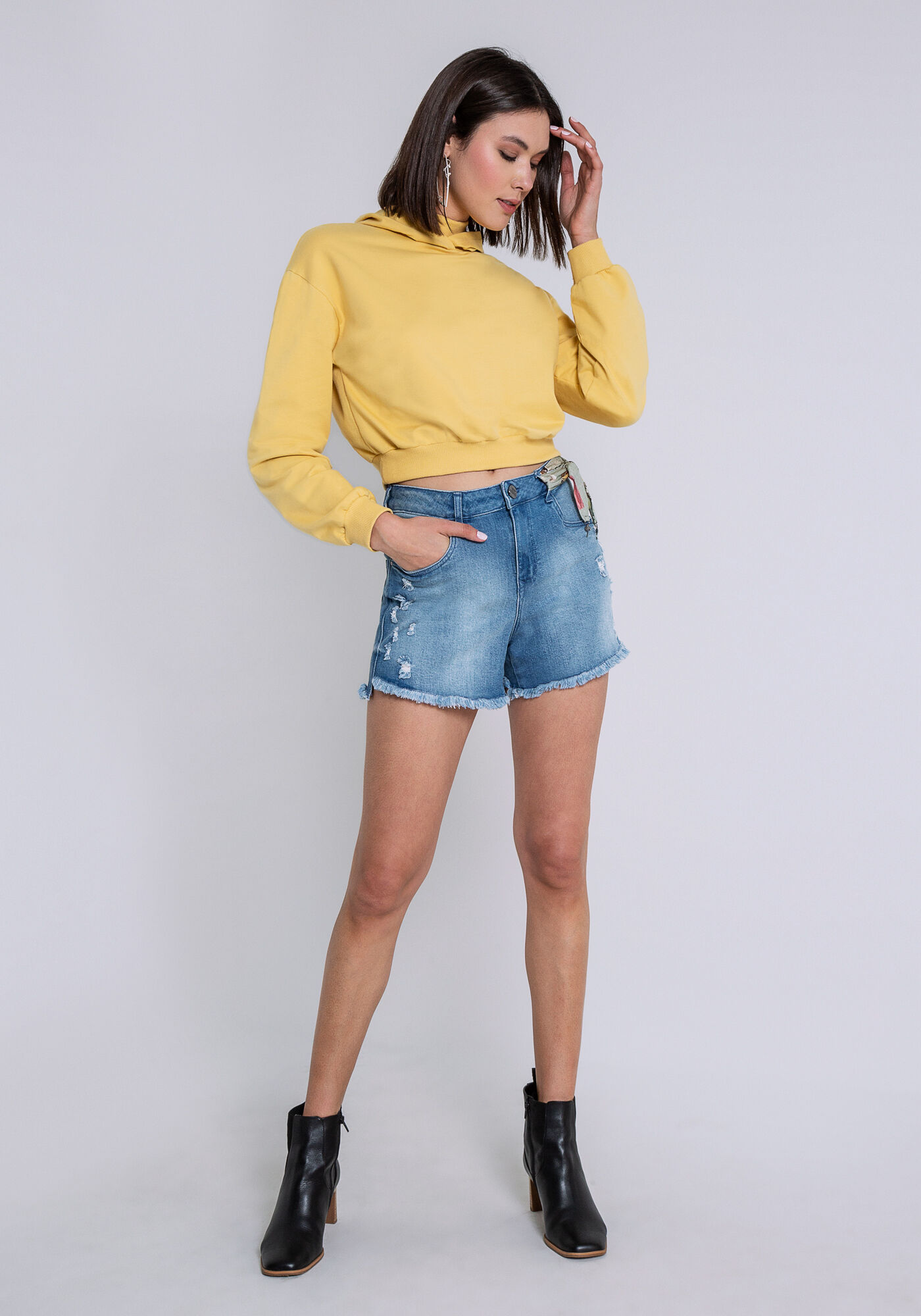 Blus&atilde;o Cropped Molecotton Gola e Capuz, BEGE MAISEIDY, large.