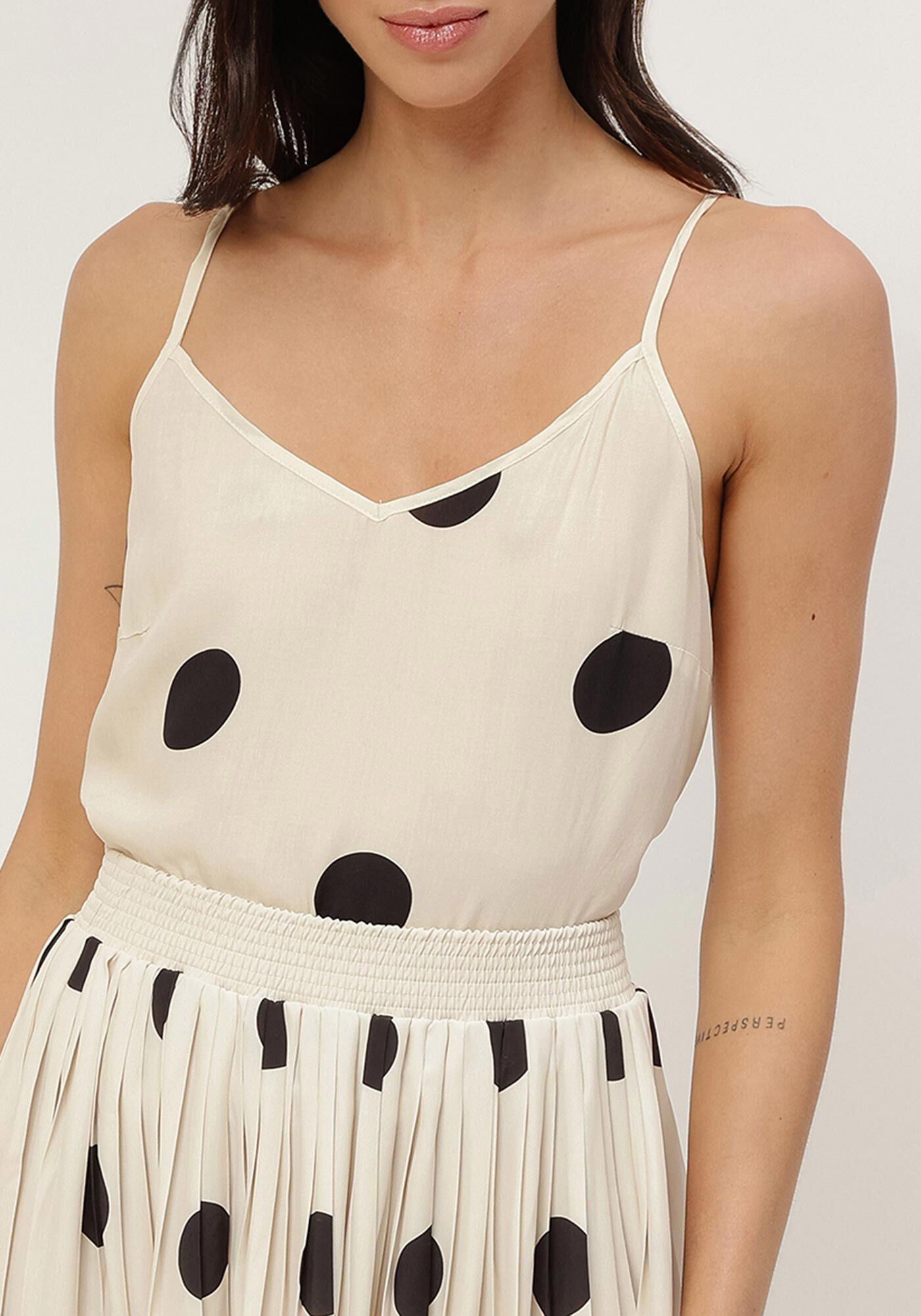 Blusa Estampada em Viscose com Decote V, , large.