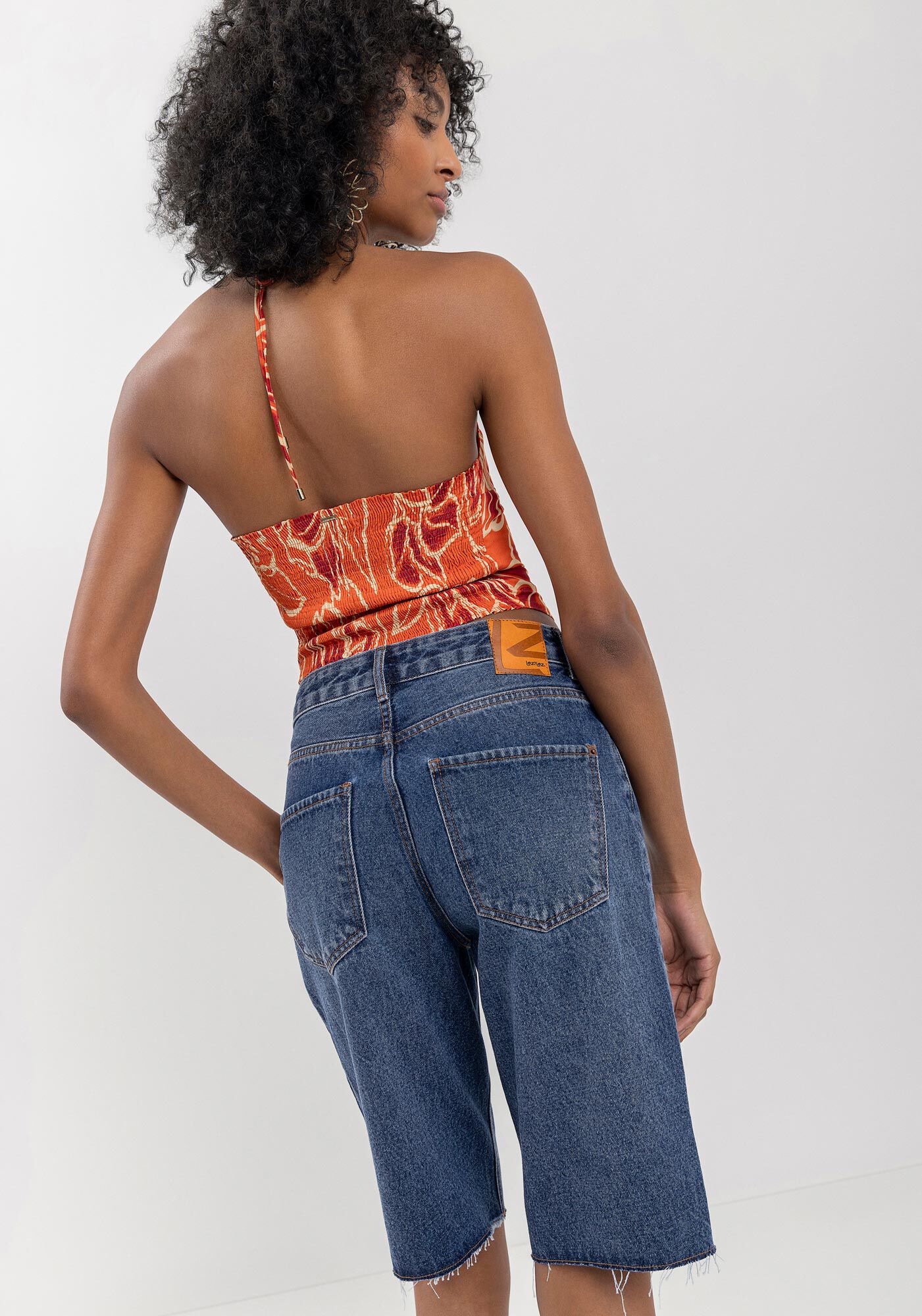 Bermuda Jeans Jorts Com Cintura Alta E Passantes No C&oacute;s, , large.