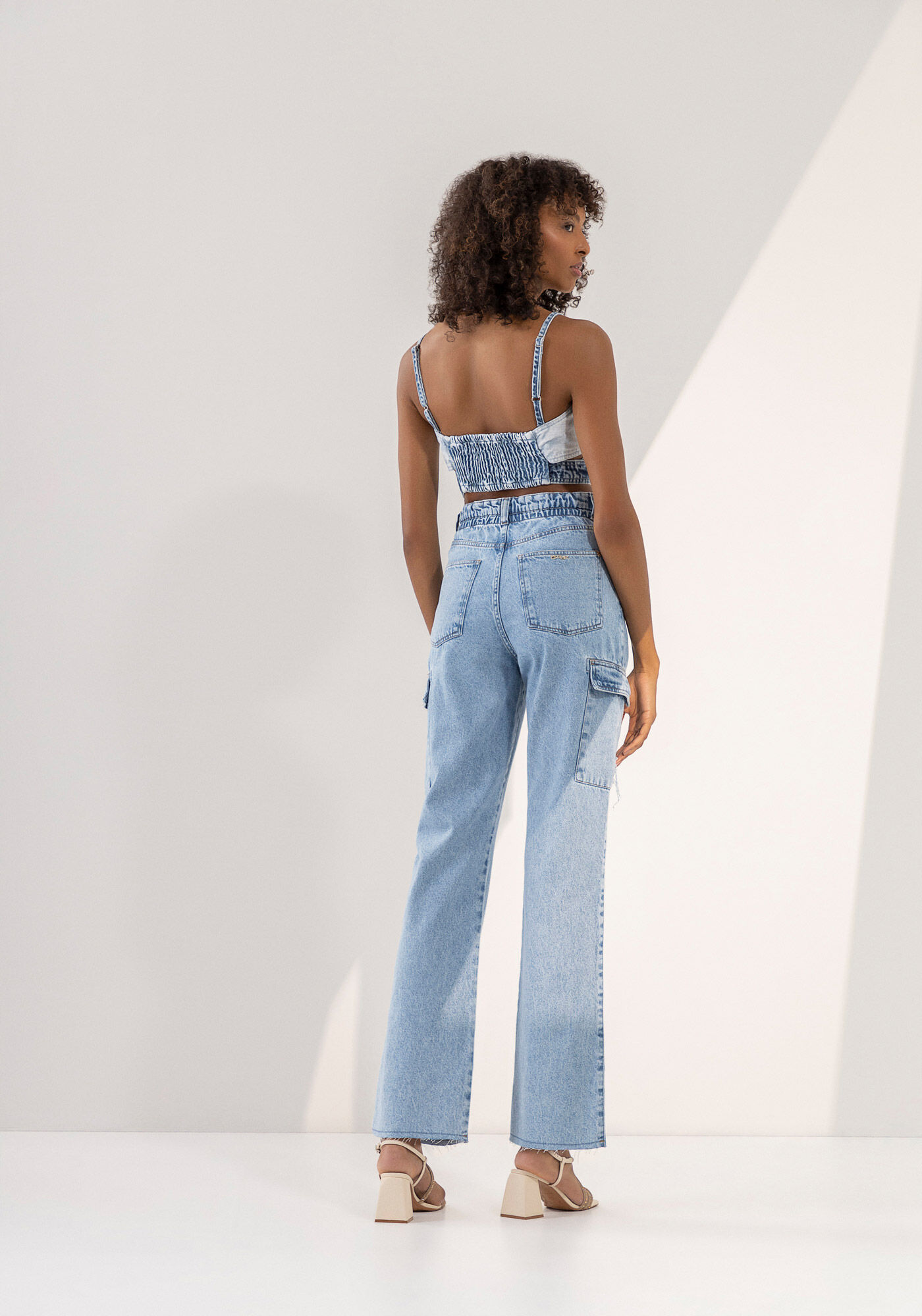 Blusa Jeans Cropped Marmorizada com Cut Out, , large.