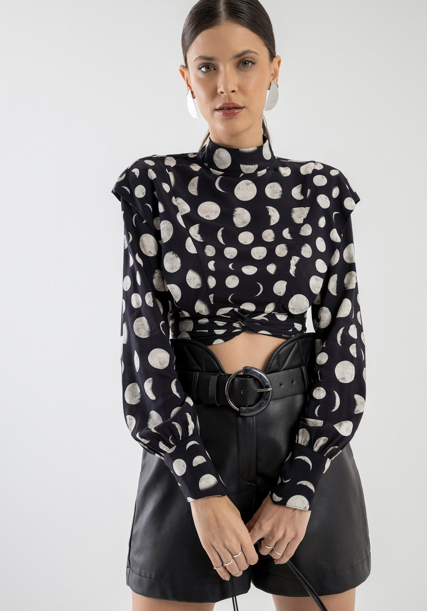 Blusa Manga Longa com Recorte Ombros, , large.