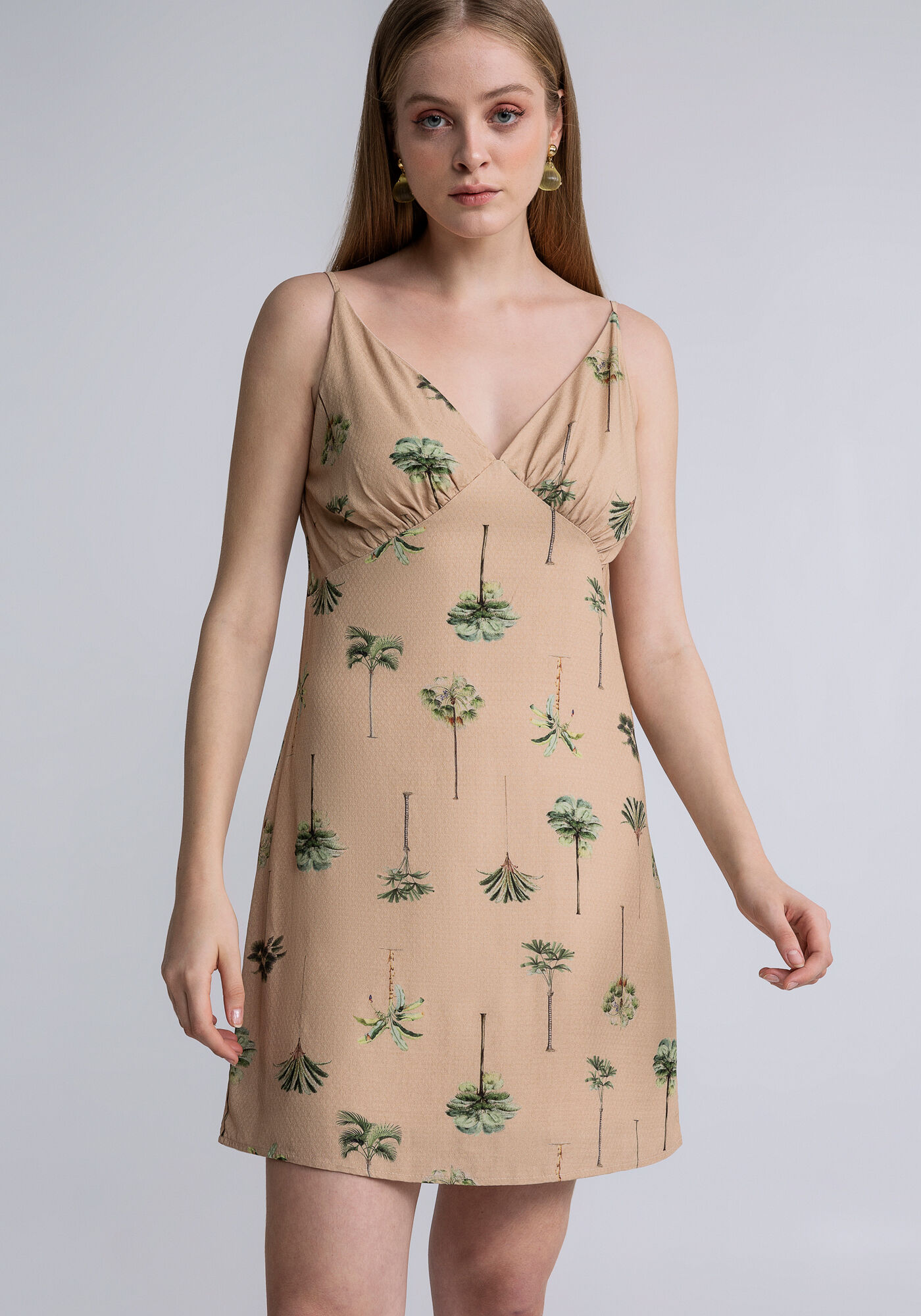 Vestido Curto com Al&ccedil;as Estampa, ARVOREDO, large.