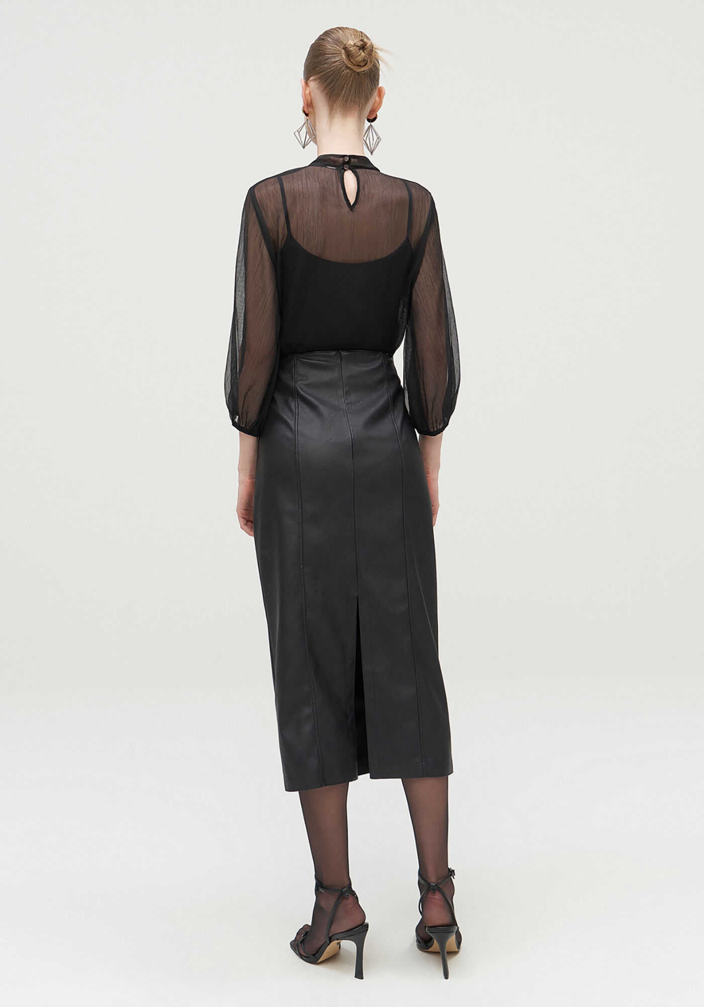 Blusa Manga Bufante com transparente, PRETO REATIVO, large.