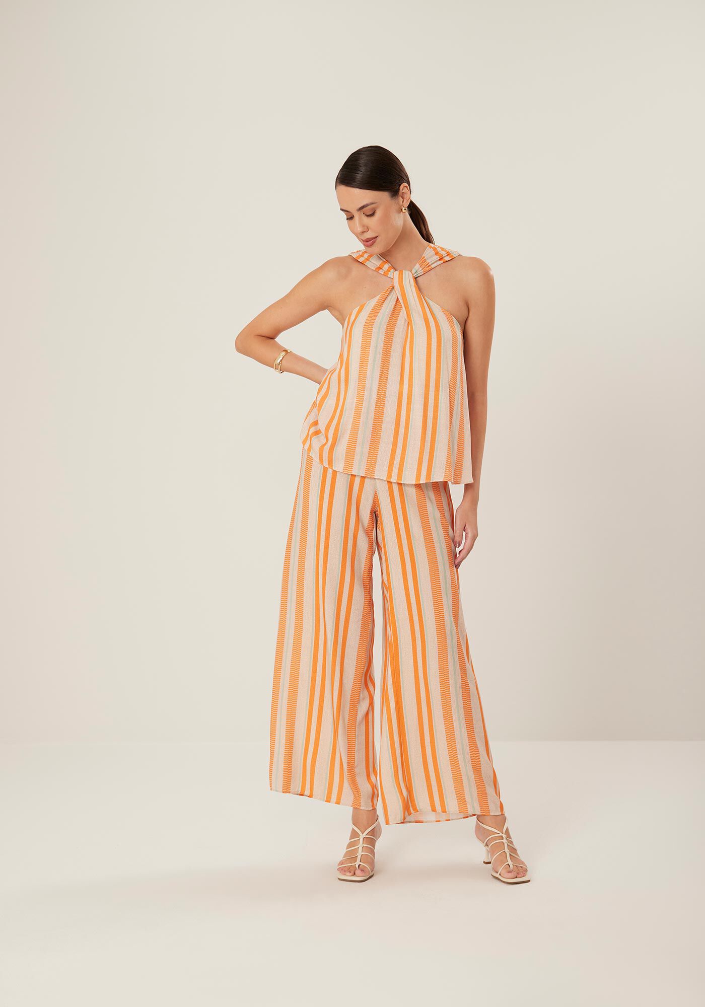 Cal&ccedil;a Reta Sa&iacute;da de Praia em Viscose Estampada, , large.