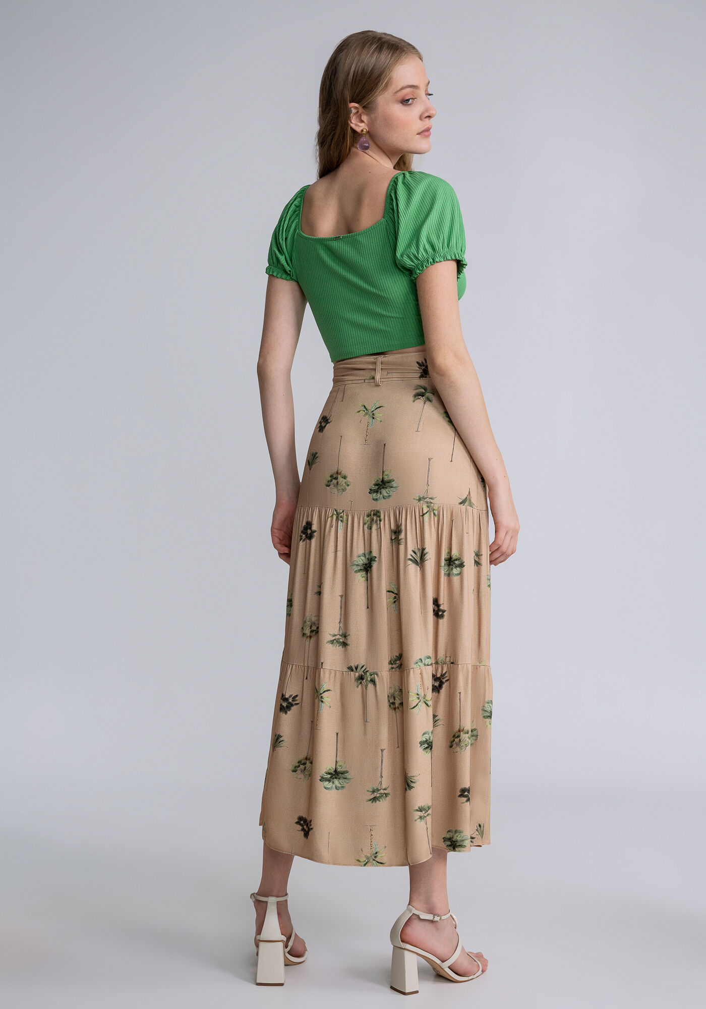 Saia midi hot sale cinto
