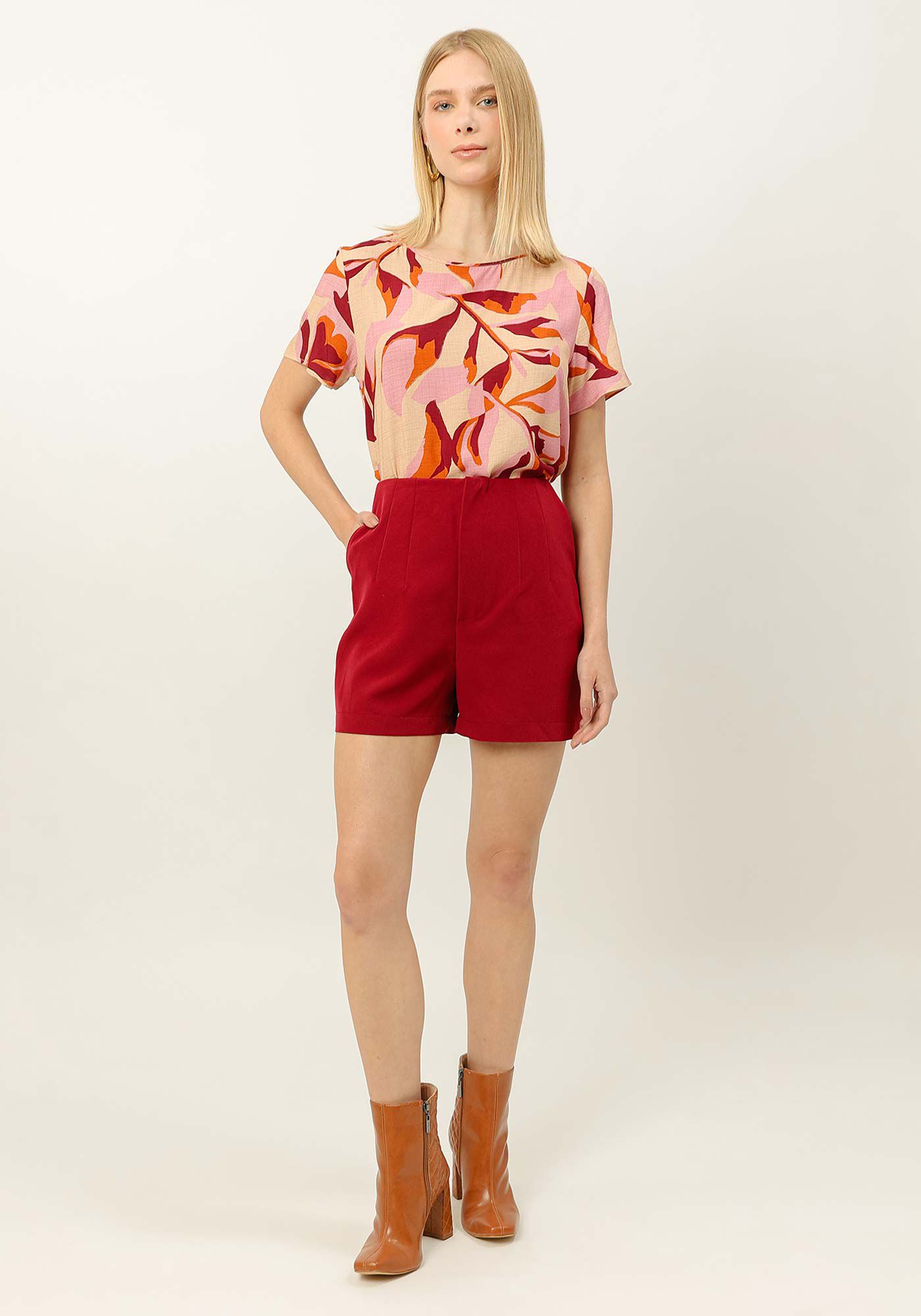 Shorts Cintura Alta Alfaiataria com Bolsos, , large.