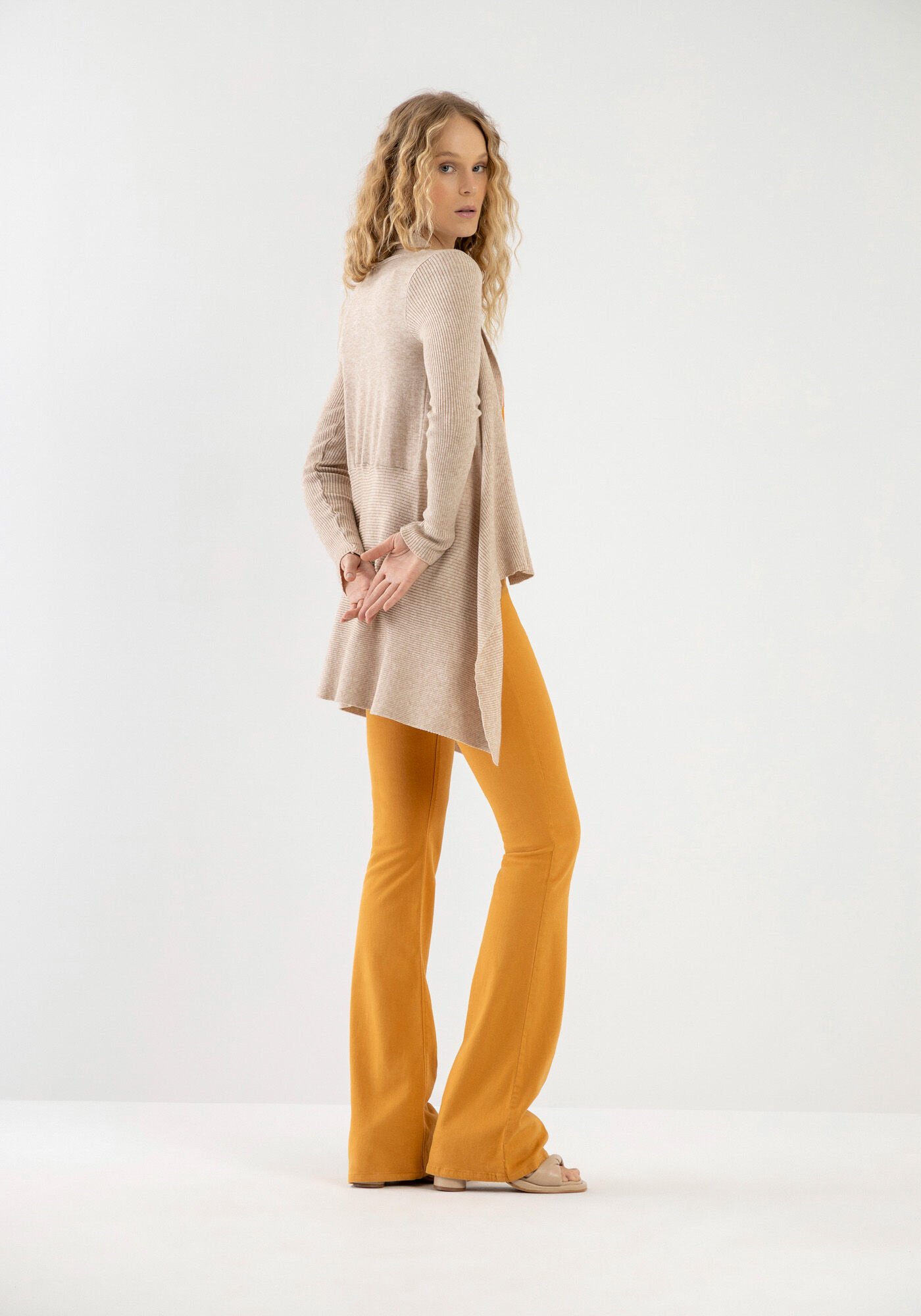 Cardigan Alongado em Tric&ocirc; com Gola, , large.