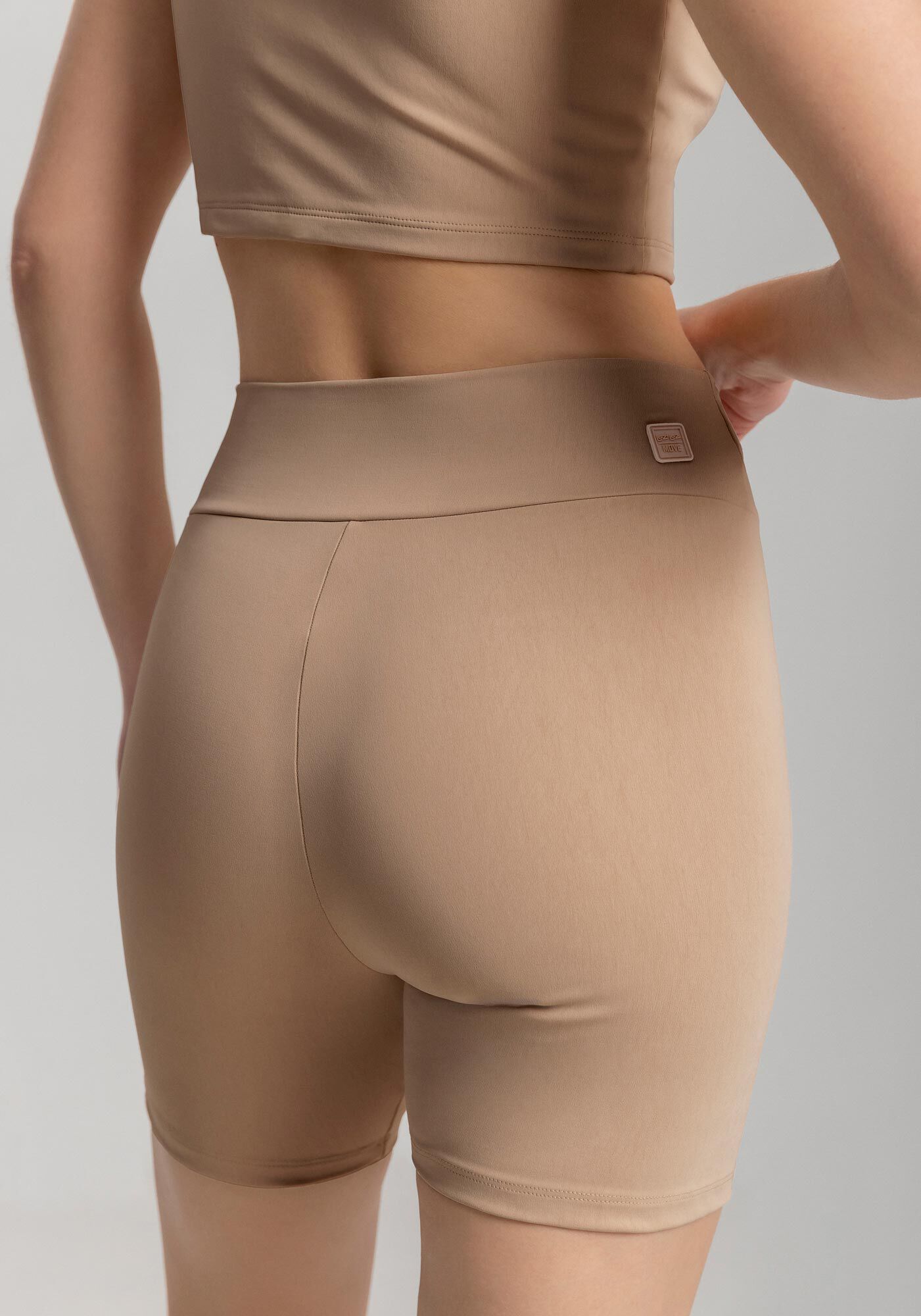 Bermuda Justa B&aacute;sica De Cintura Alta Em Malha Move, , large.