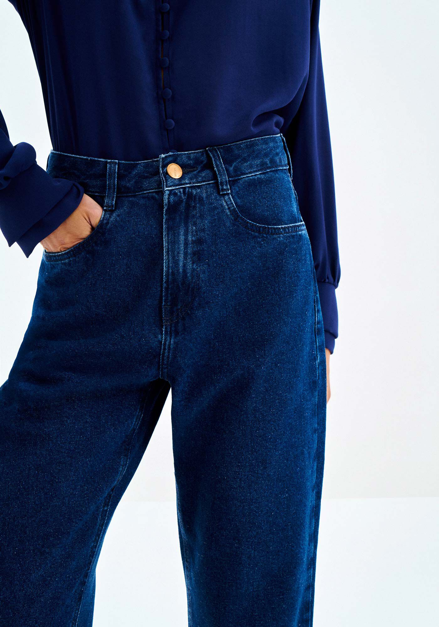 Cal&ccedil;a Jeans Mom Cropped Cintura Alta Sustent&aacute;vel, , large.