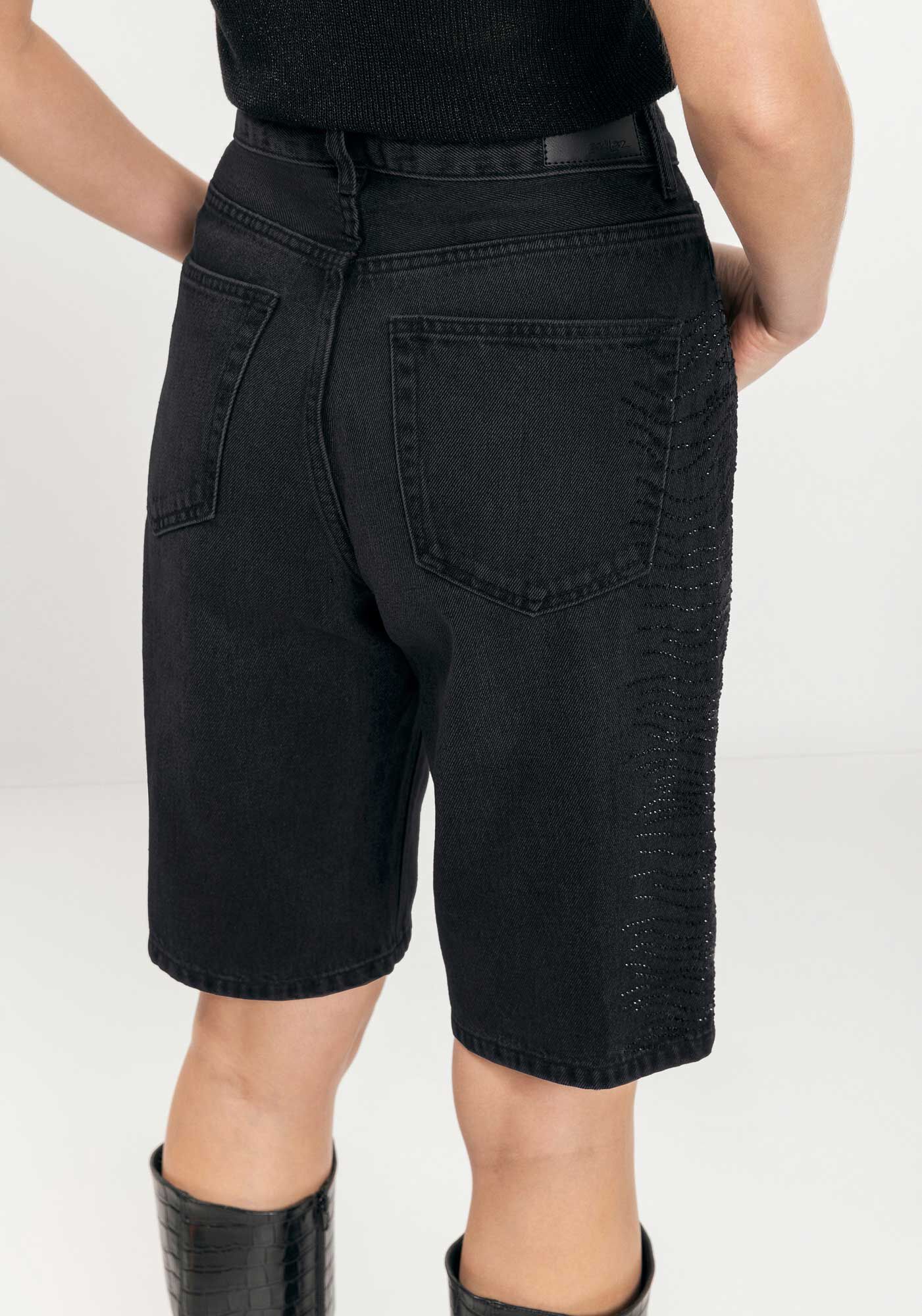 Bermuda Jeans Jorts Com Aplica&ccedil;&otilde;es Laterais De Strass, , large.