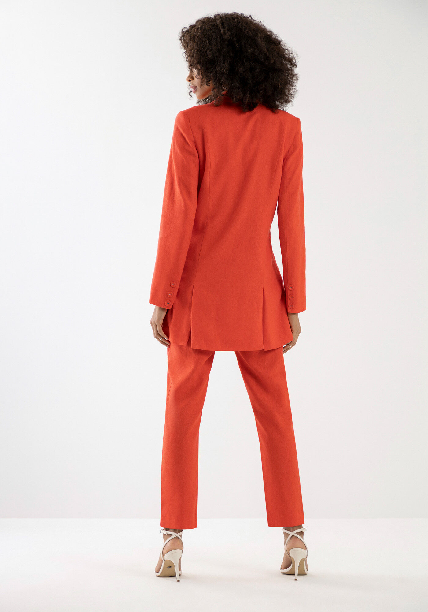 Blazer Boyfriend em Linho com Abotoamento Duplo, , large.