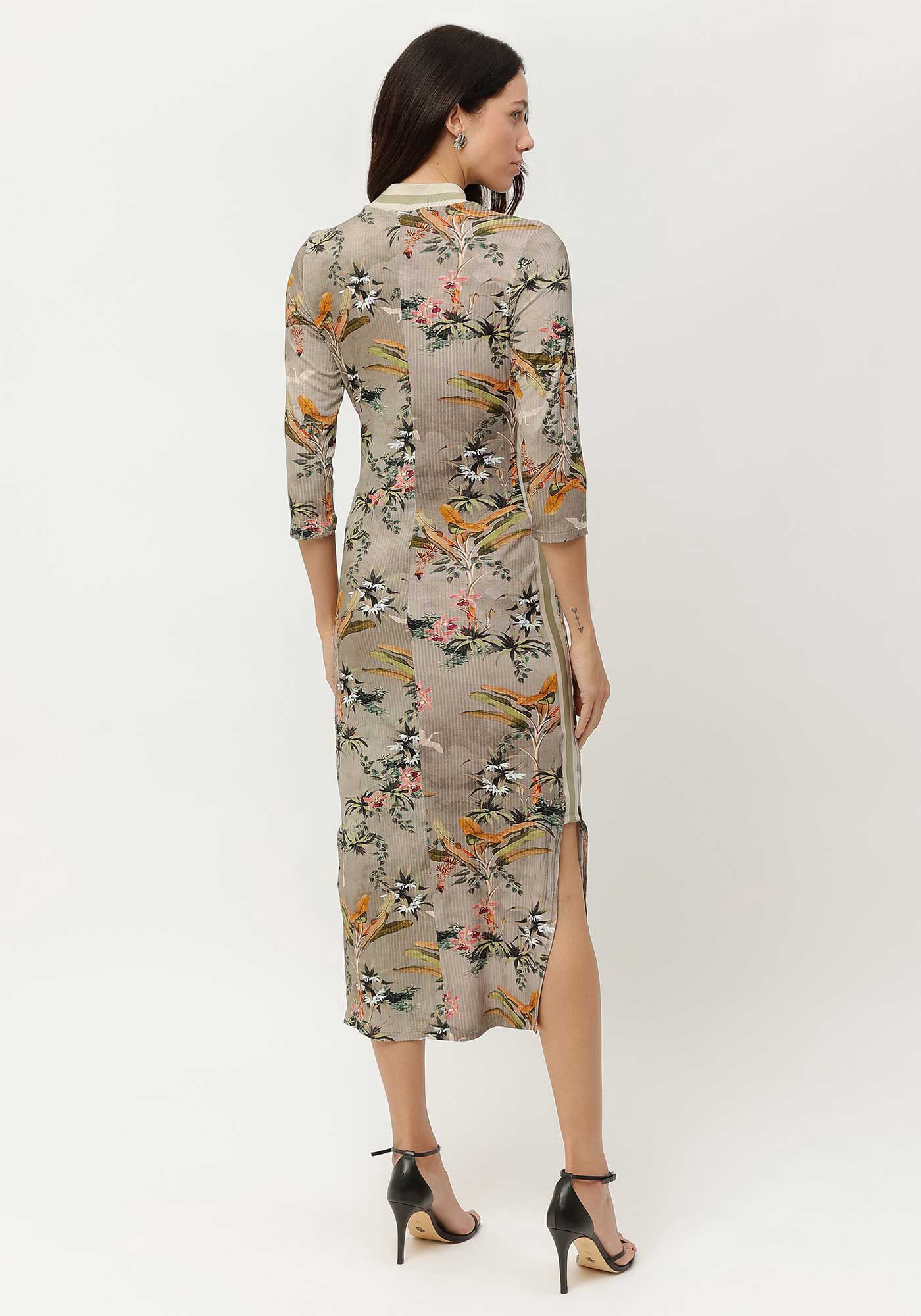 Vestido Midi Manga 3/4 com Retil&iacute;nea Lateral, , large.