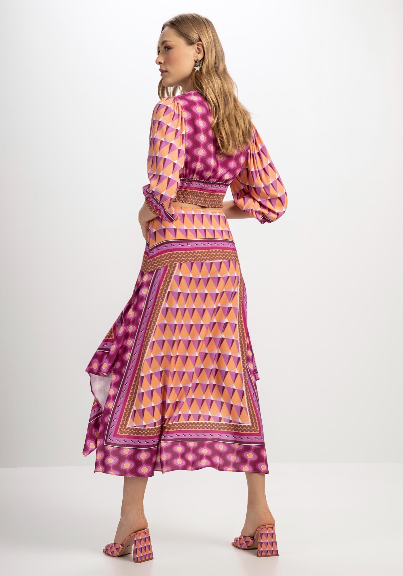 Saia Midi Assim&eacute;trica com Cintura Alta, , large.