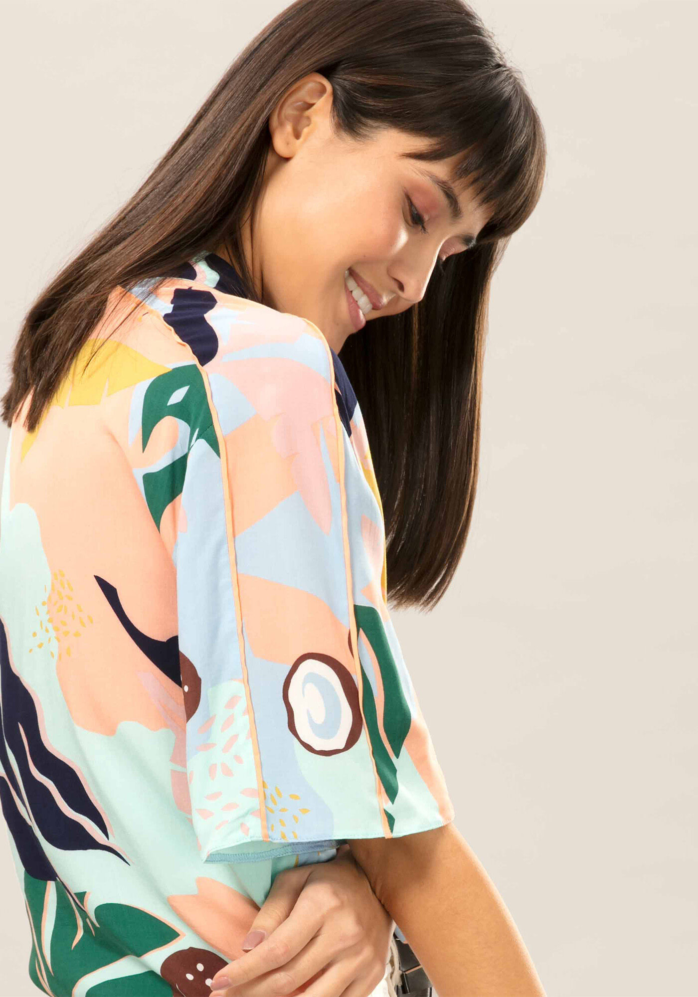 Camisa Cropped Com Amarra&ccedil;&atilde;o Estampa  Ventura, , large.