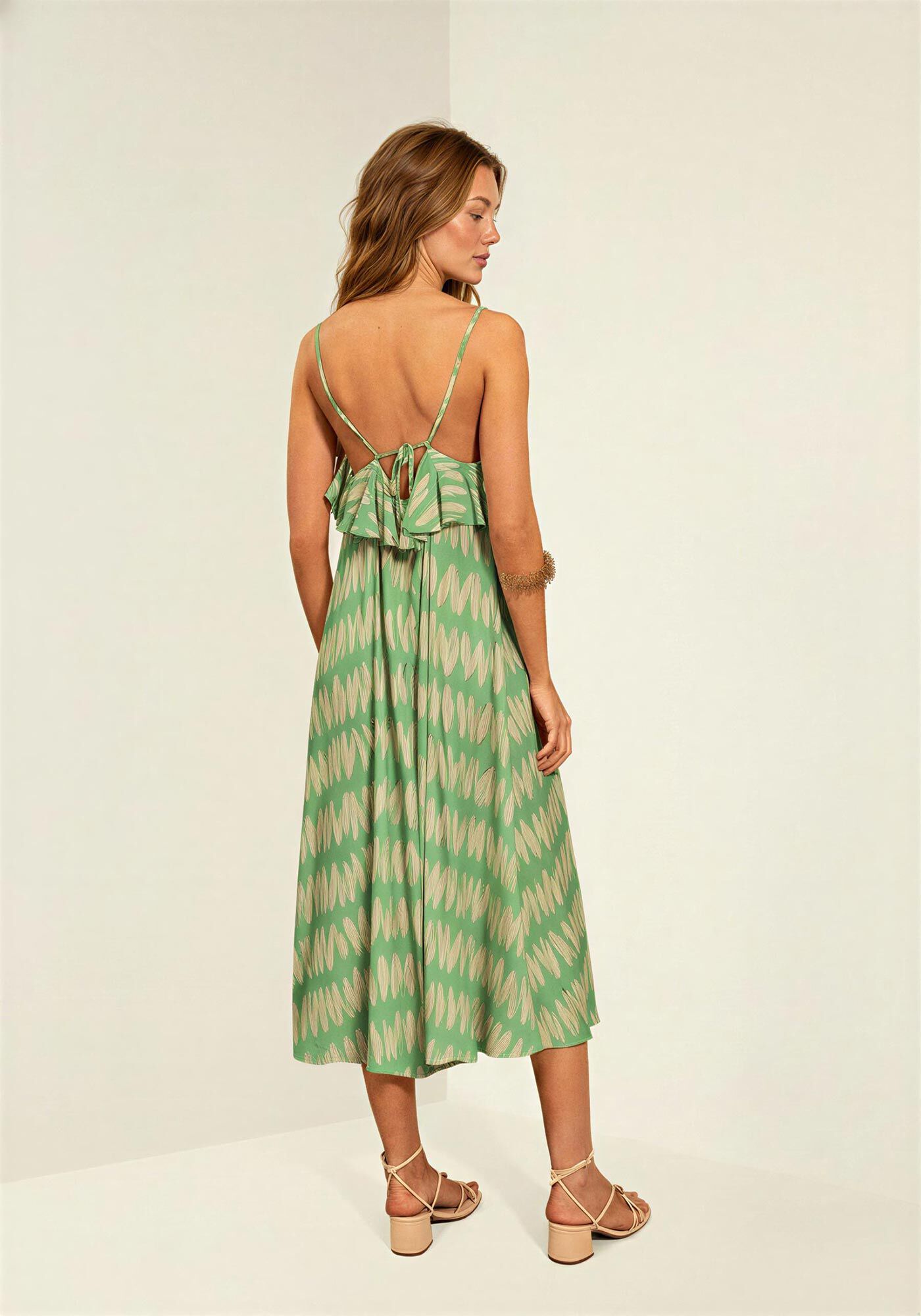 Vestido Midi Estampado Com Al&ccedil;as Finas E Babados, PETALAS BEGE, large.