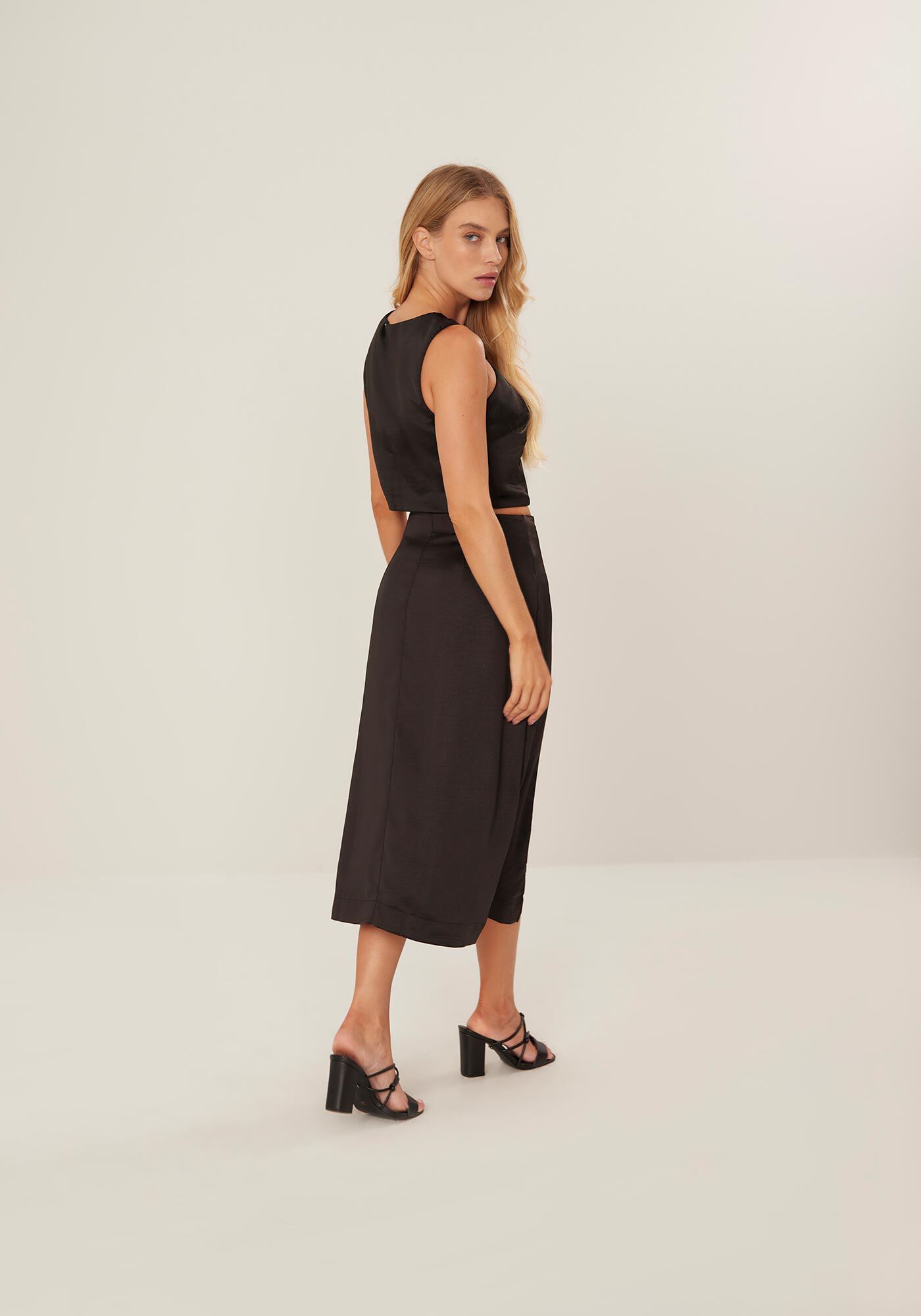 Saia Midi Alfaiataria Acetinada com Fenda, , large.