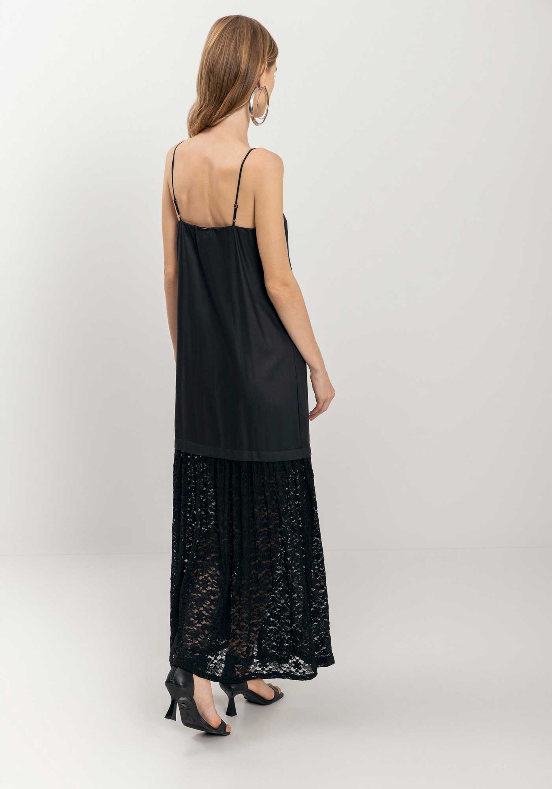 Vestido Longo De Alças Com Barra Rendada, PRETO. Vestido Longo De Alças Com Barra Rendada, PRETO, large.
