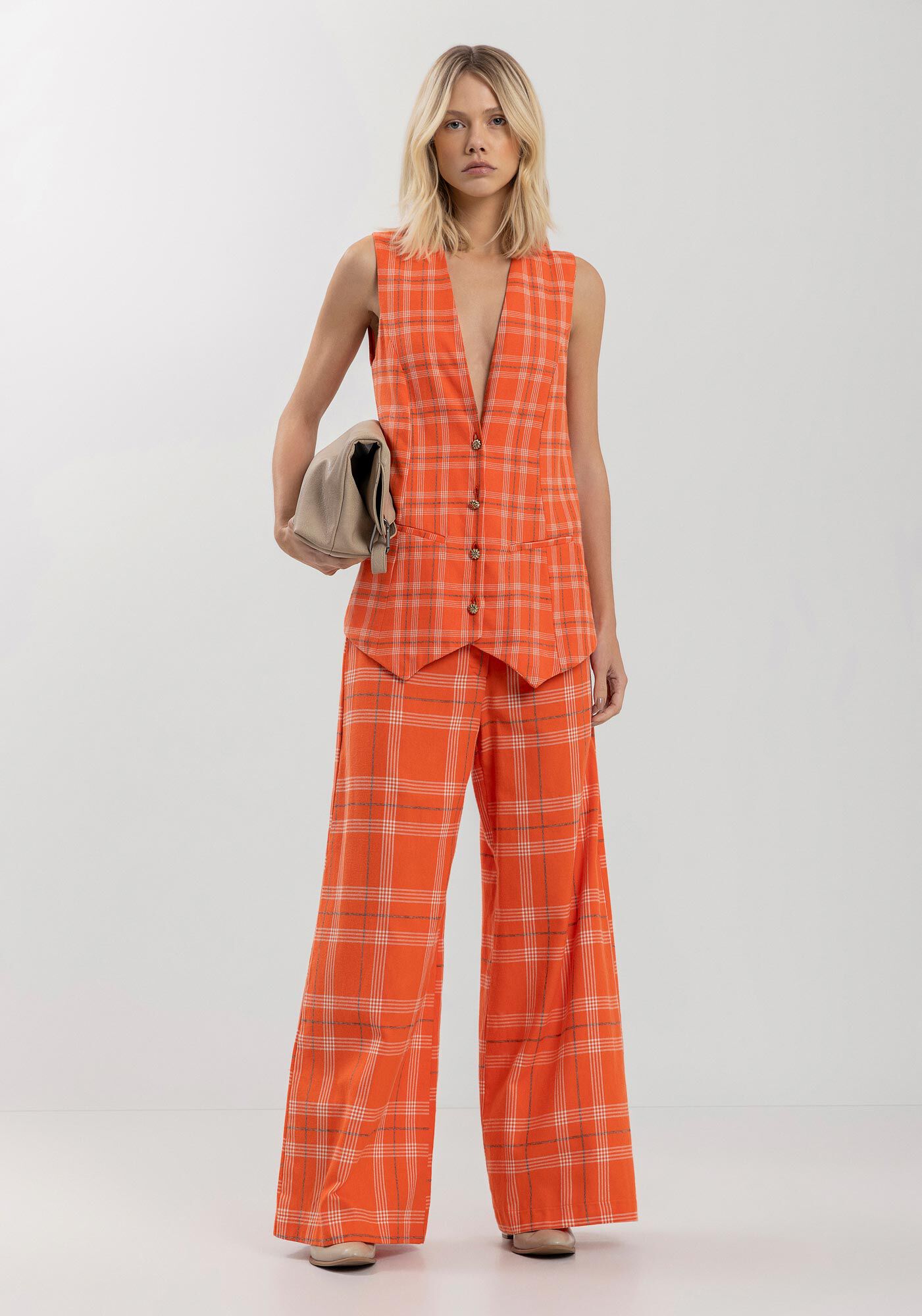 Colete Alongado Xadrez Com Bolsos E Bot&otilde;es Frontais, MINI PLAID LARANJA, large.