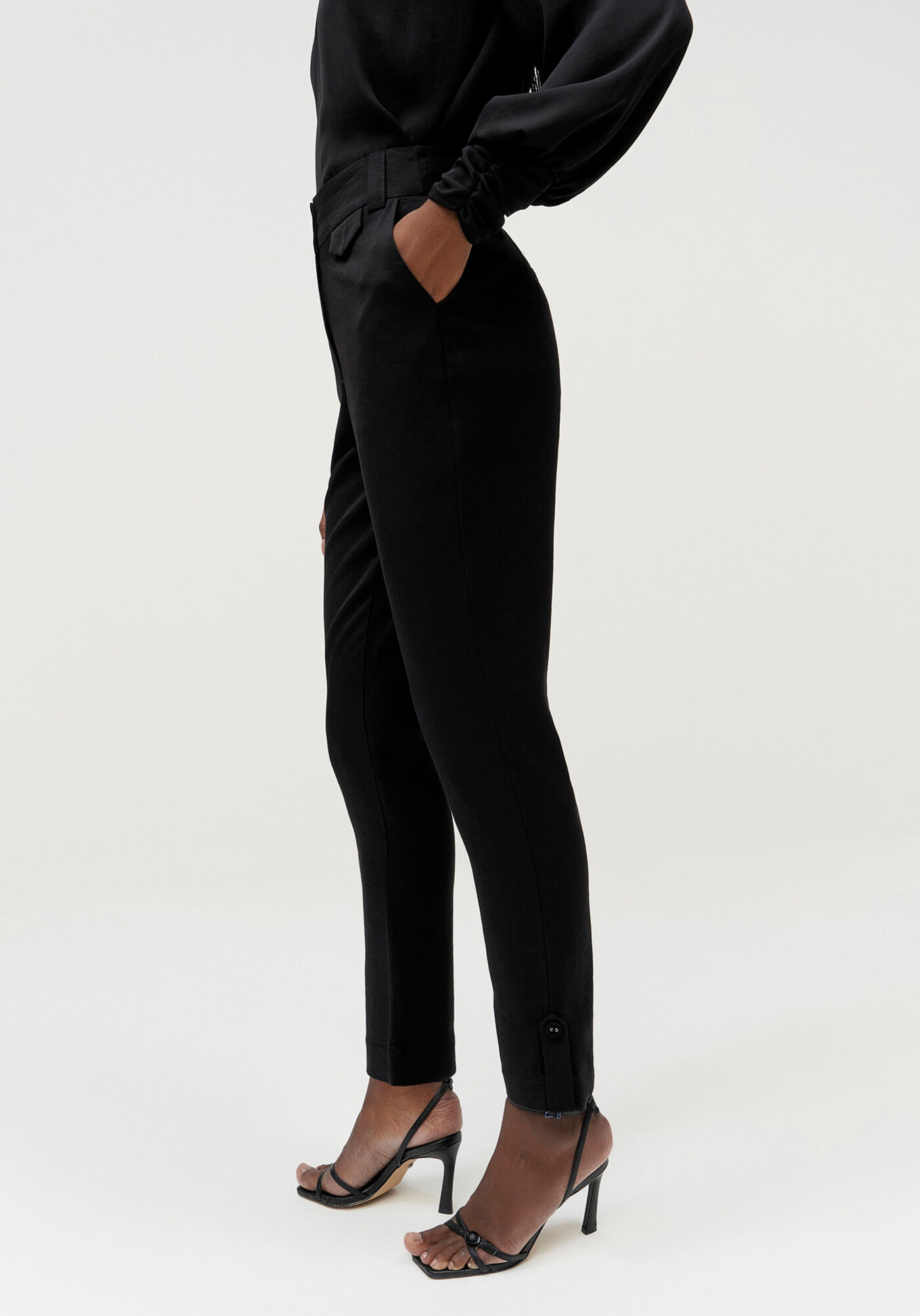 Cal&ccedil;a Reta Alfaiataria com Detalhe Lapela, , large.