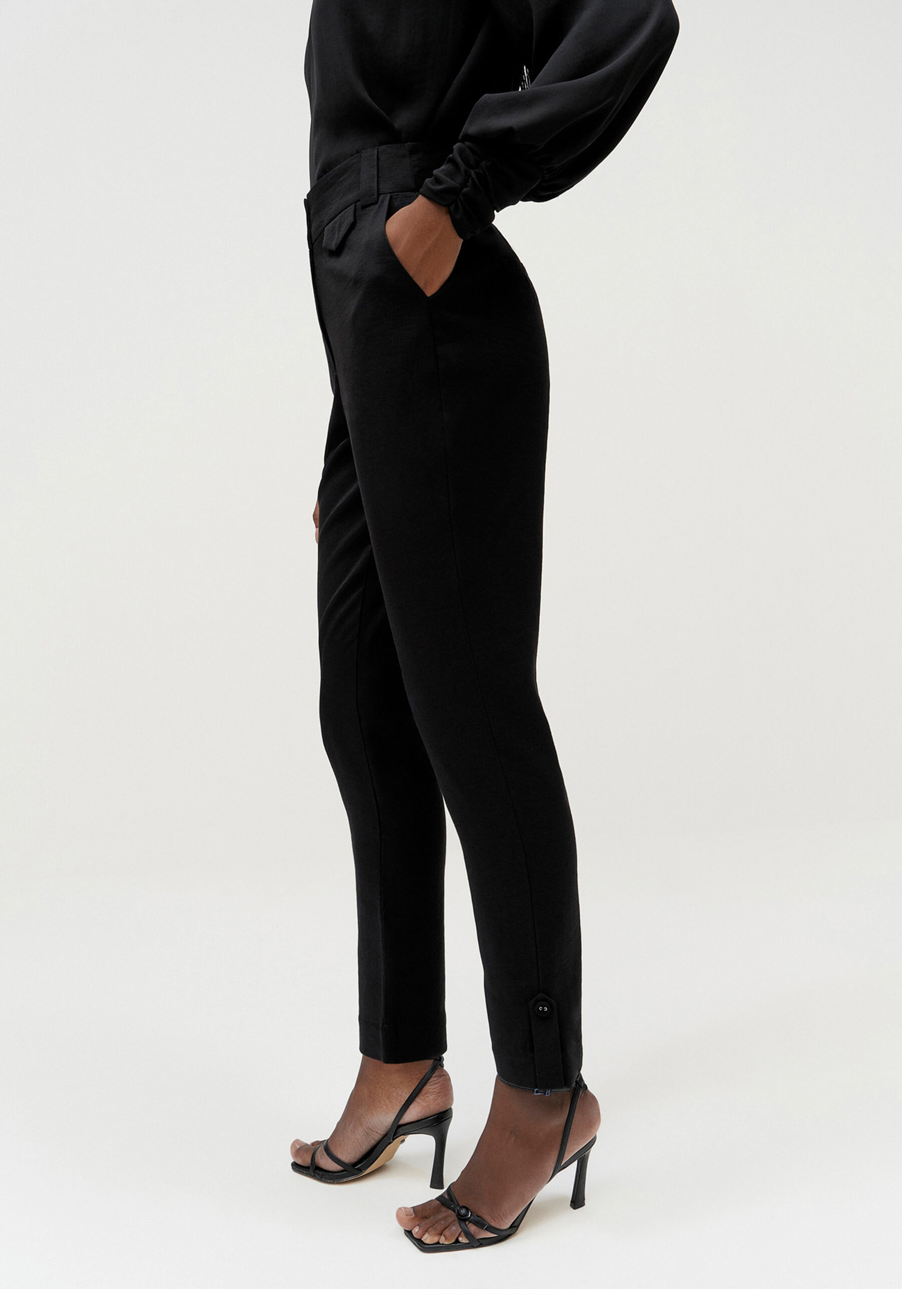 Calça Reta Alfaiataria com Detalhe Lapela, . Calça Reta Alfaiataria com Detalhe Lapela, , large.