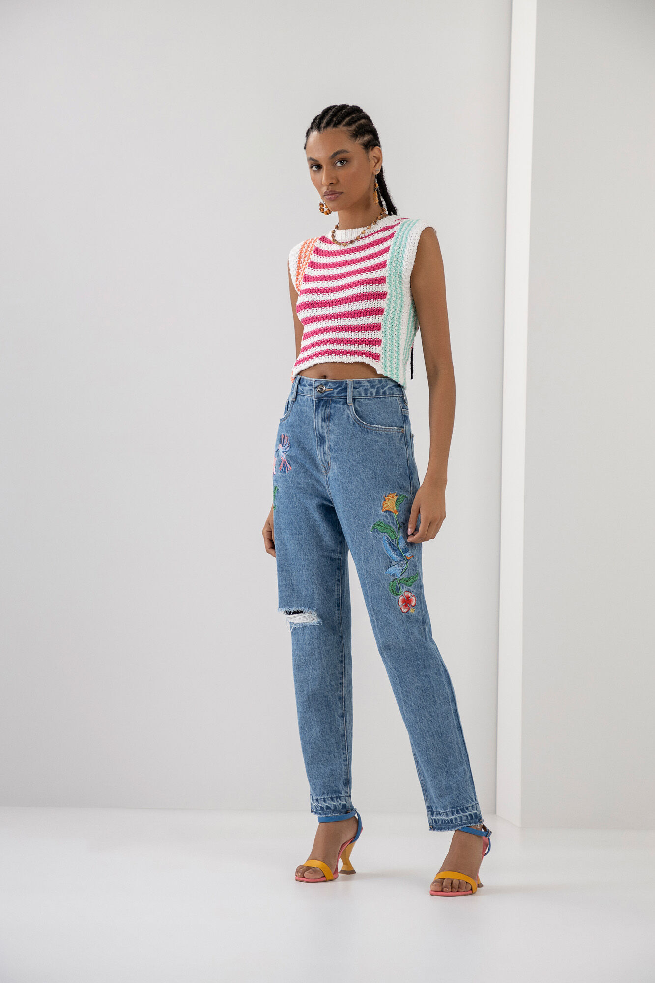 Blusa Cropped em Tric&ocirc; Listrada, BRANCO OFF WHITE, large.