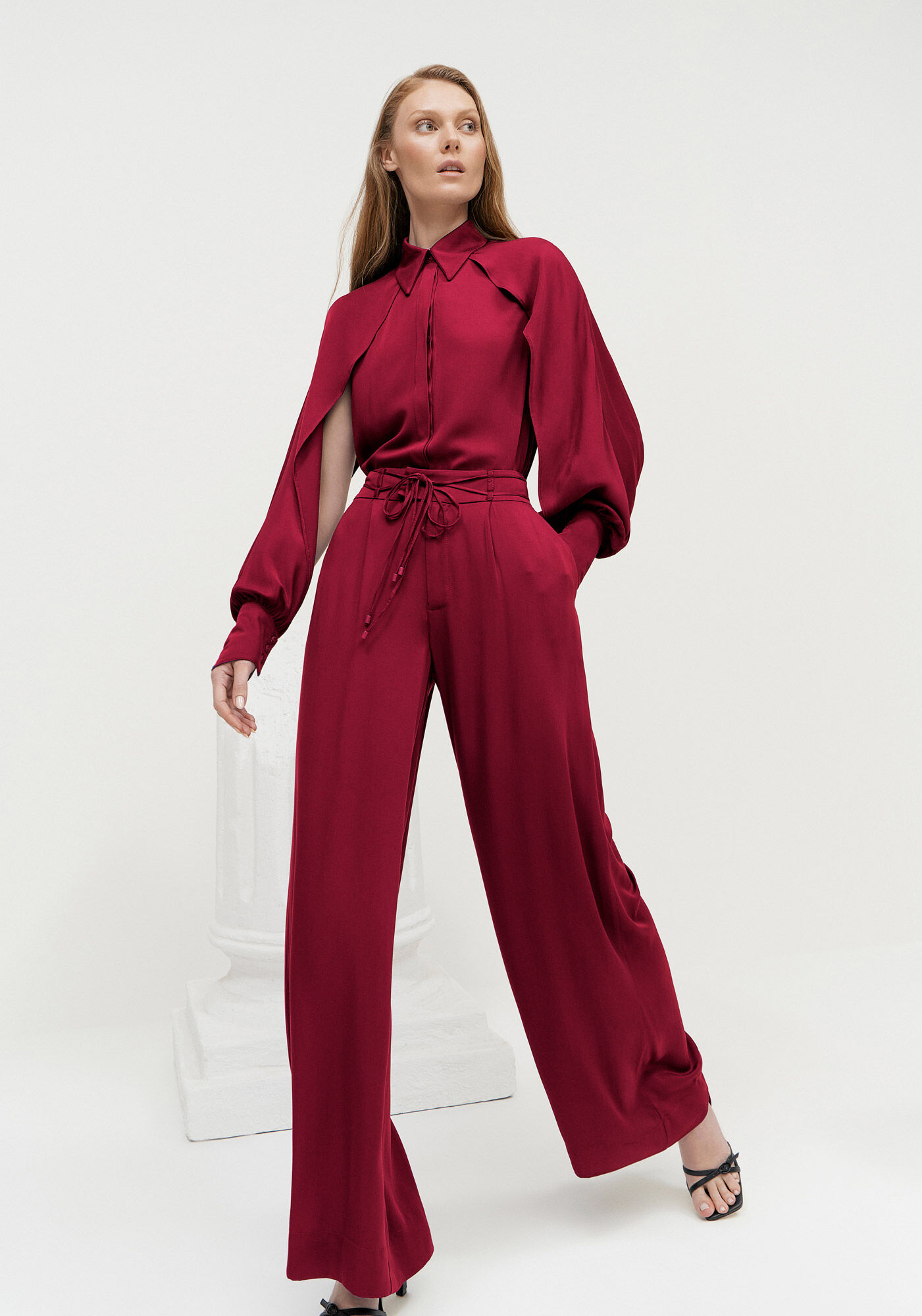 Cal&ccedil;a Pantalona em Tecido Plano com Cinto Cord&atilde;o, , large.