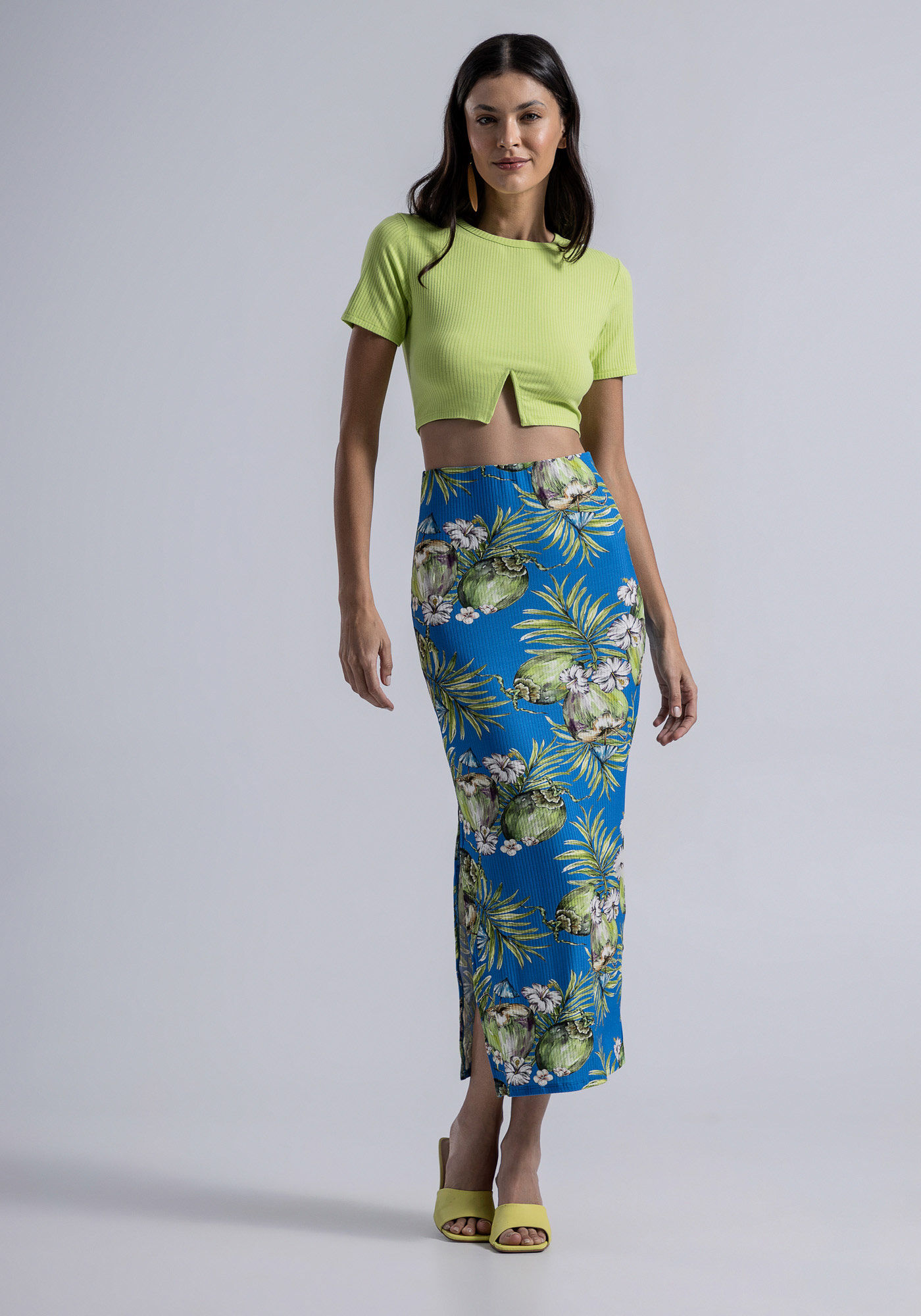 Blusa Cropped Canelada com Recorte V Barra, , large.