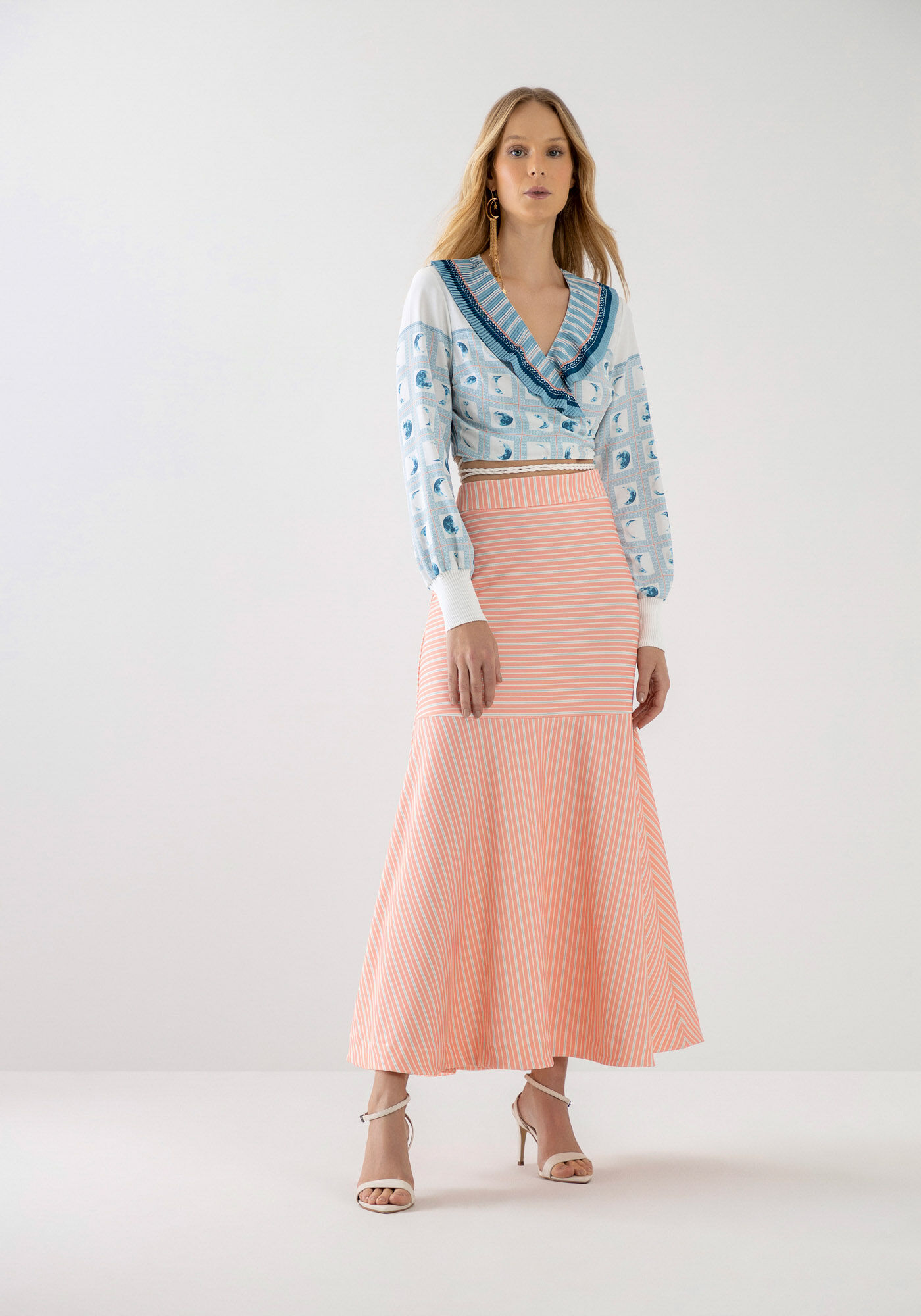 Blusa Manga Longa Transpassada com Recorte Plissado, LUNAR, large.