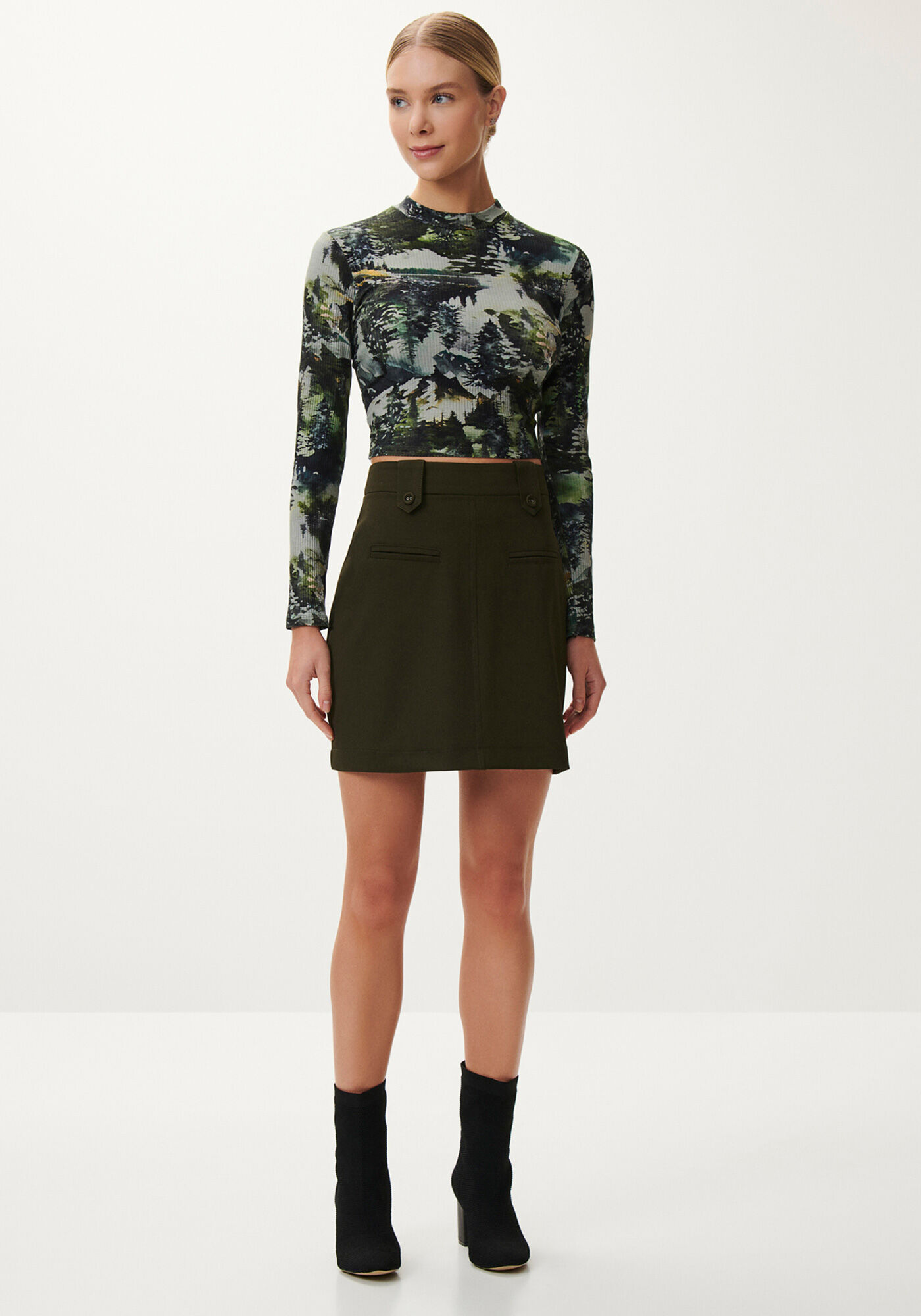 Blusa Manga Longa Cropped Estampada com Gola, , large.