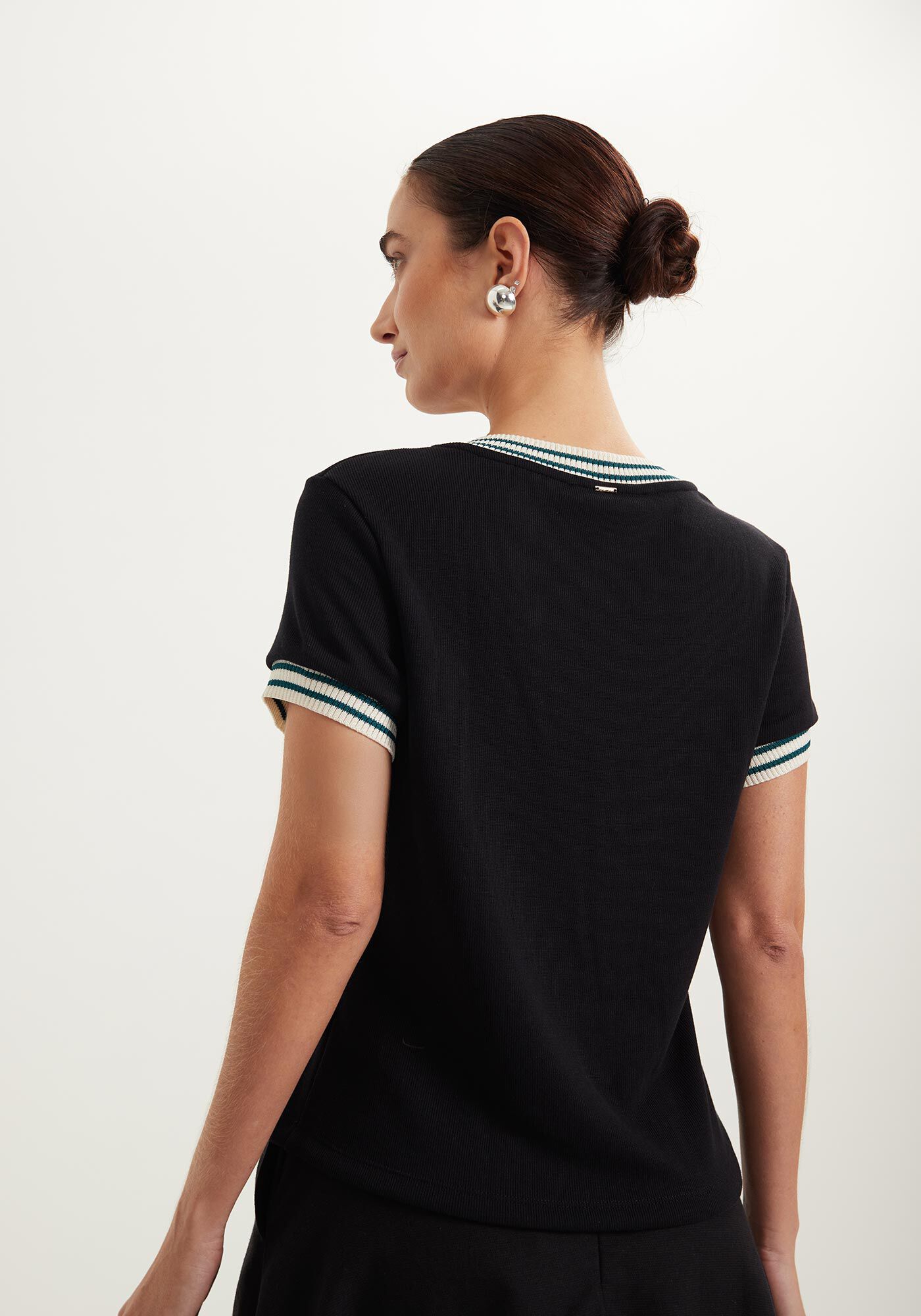 Blusa De Mangas Curtas Em Malha Com Gola Diferenciada, , large.