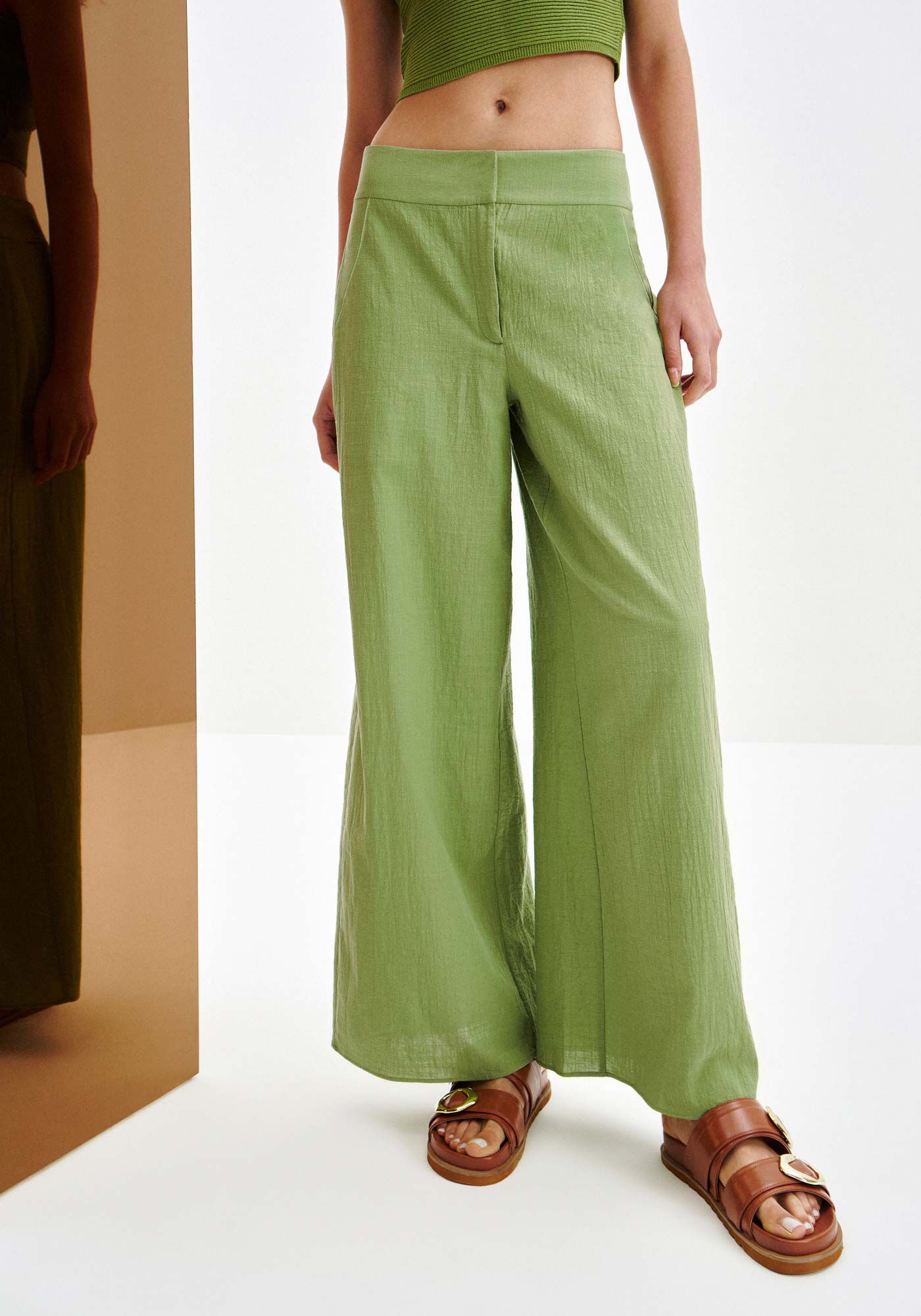 Cal&ccedil;a Reta Alfaiataria com Cintura M&eacute;dia, VERDE LIRA, large.