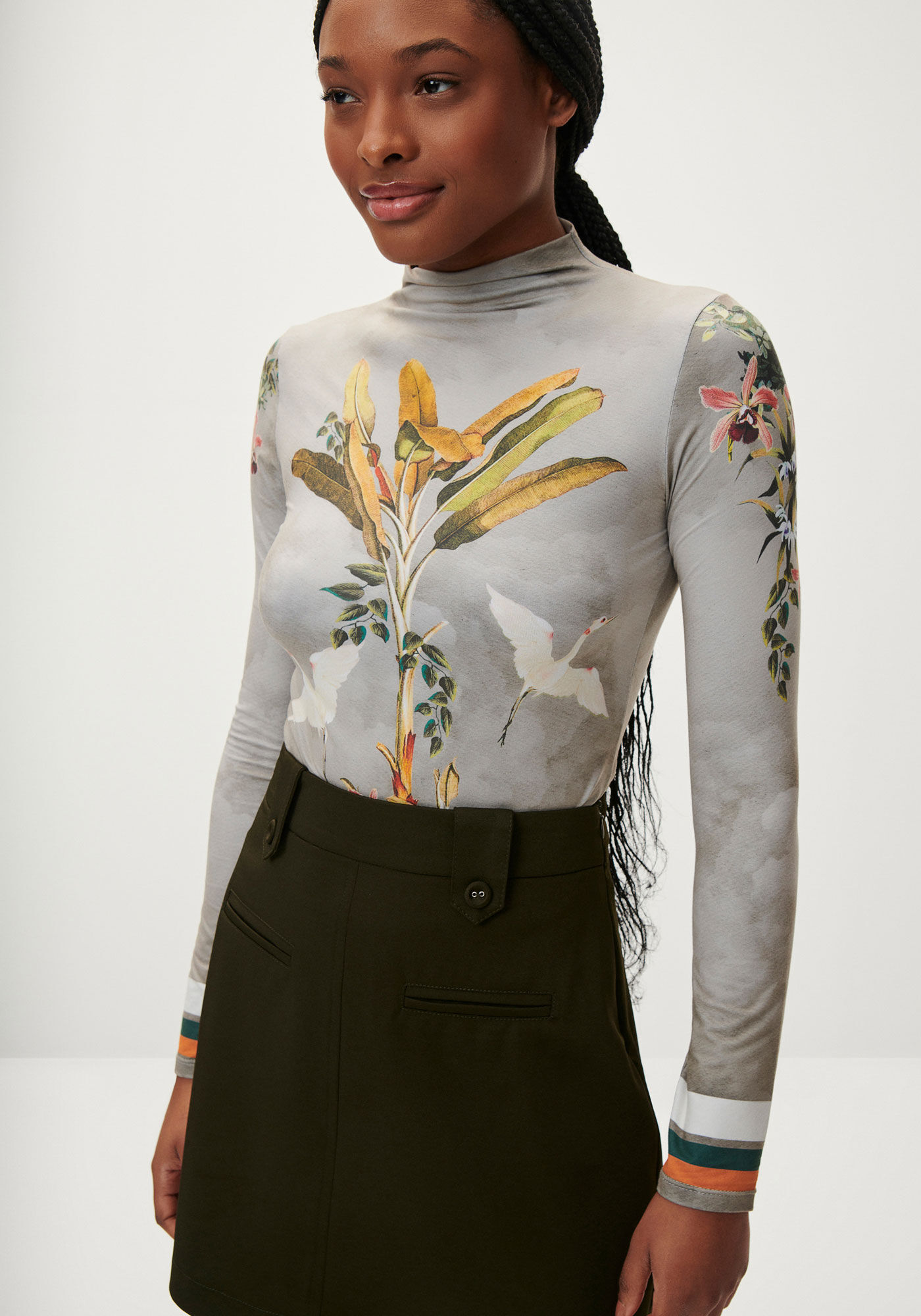 Blusa Estampada em Malha Aveludada com Gola Alta, , large.