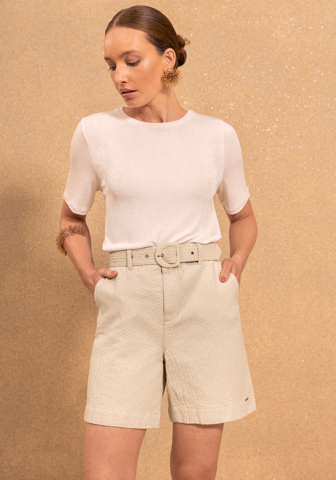 Bermuda De Cintura Alta Em Sarja Com Cinto, BEGE BISCUIT, large.