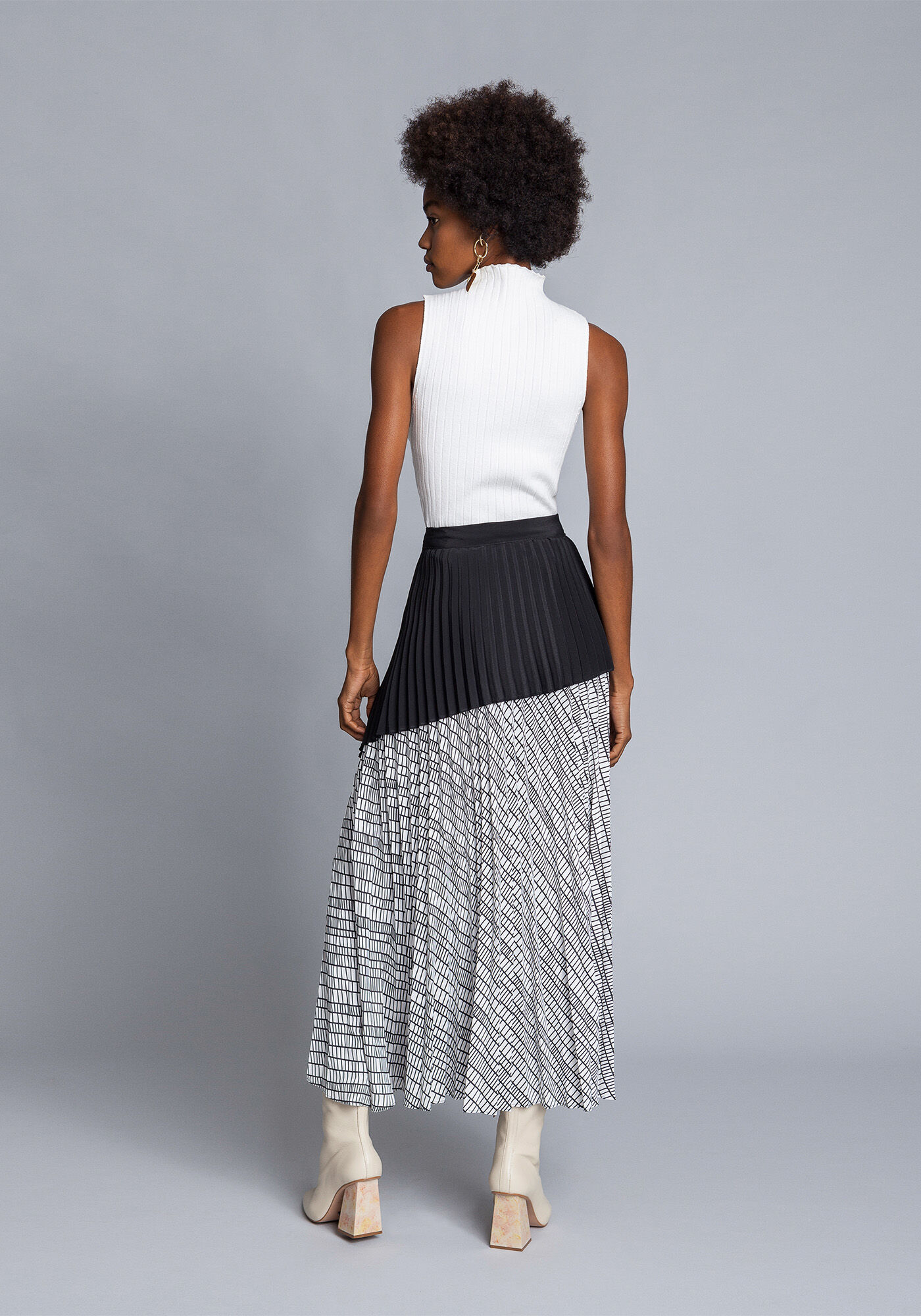 Saia M&iacute;di Sobreposi&ccedil;&atilde;o Plissada, , large.