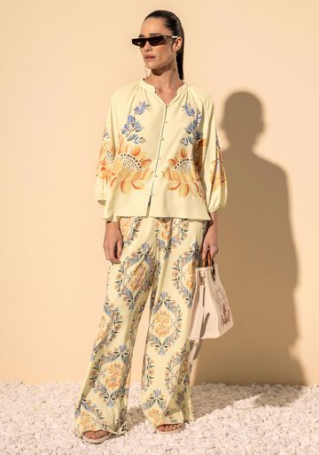 Calça Pantalona Estampada De Cintura Alta Com Cordão No Cós, BEGE ALHAMBRA. Calça Pantalona Estampada De Cintura Alta Com Cordão No Cós, BEGE ALHAMBRA, large.