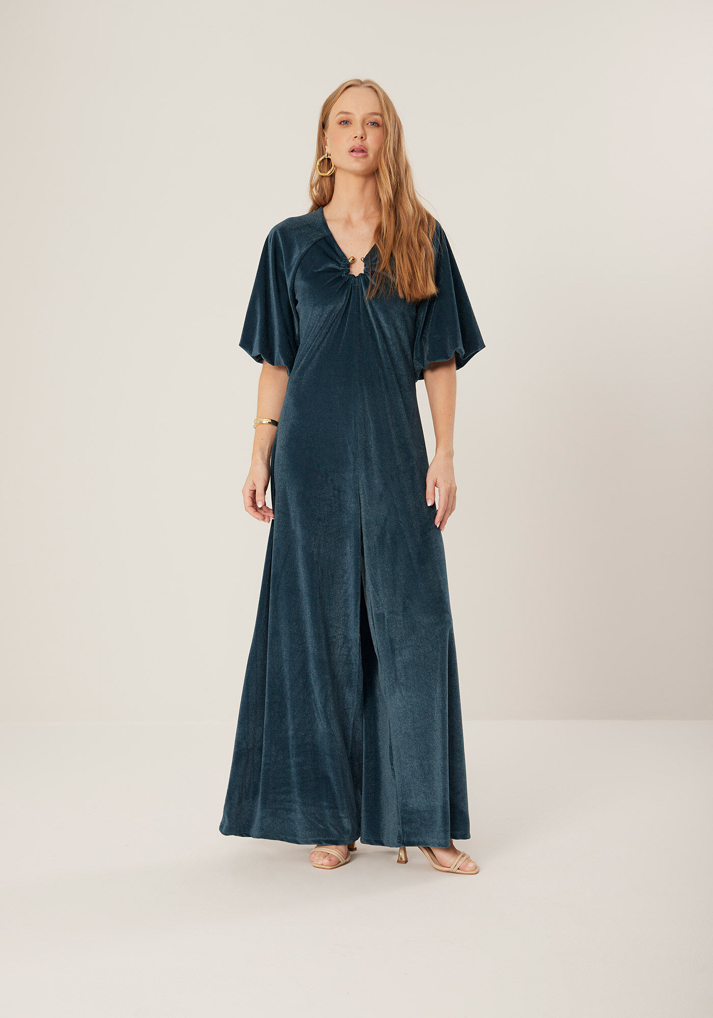 Macac&atilde;o Longo Com Mangas Amplas Em Malha De Veludo, , large.