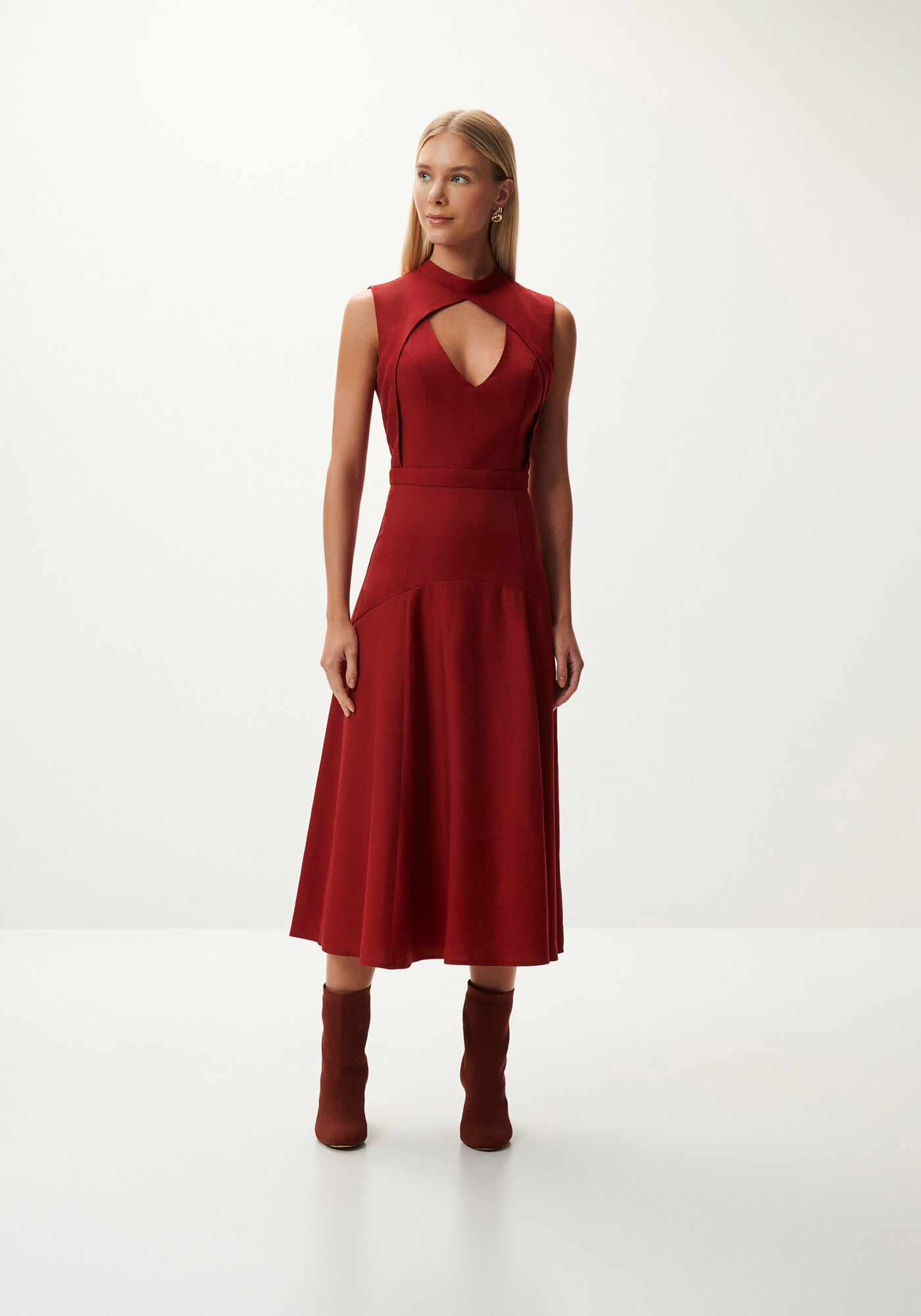 Vestido Midi com Recorte Sobreposto Decote, VERMELHO FLAMINGO, large.