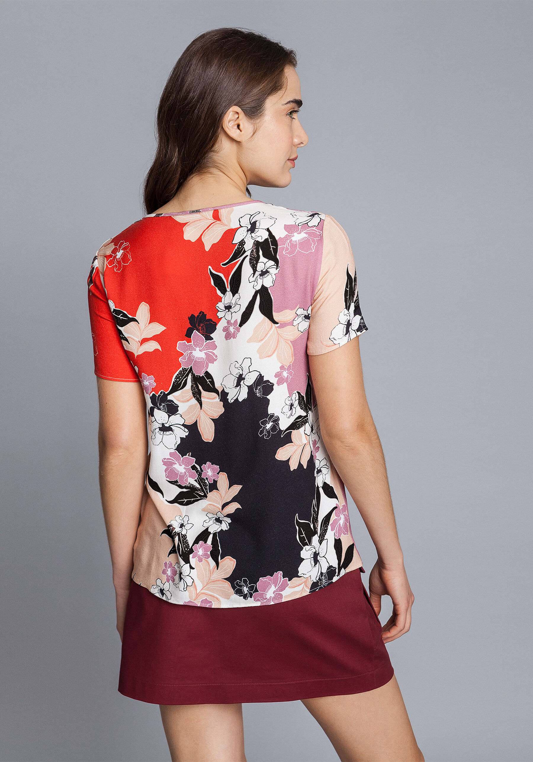 Blusa Estampada Decote V, . Blusa Estampada Decote V, , large.