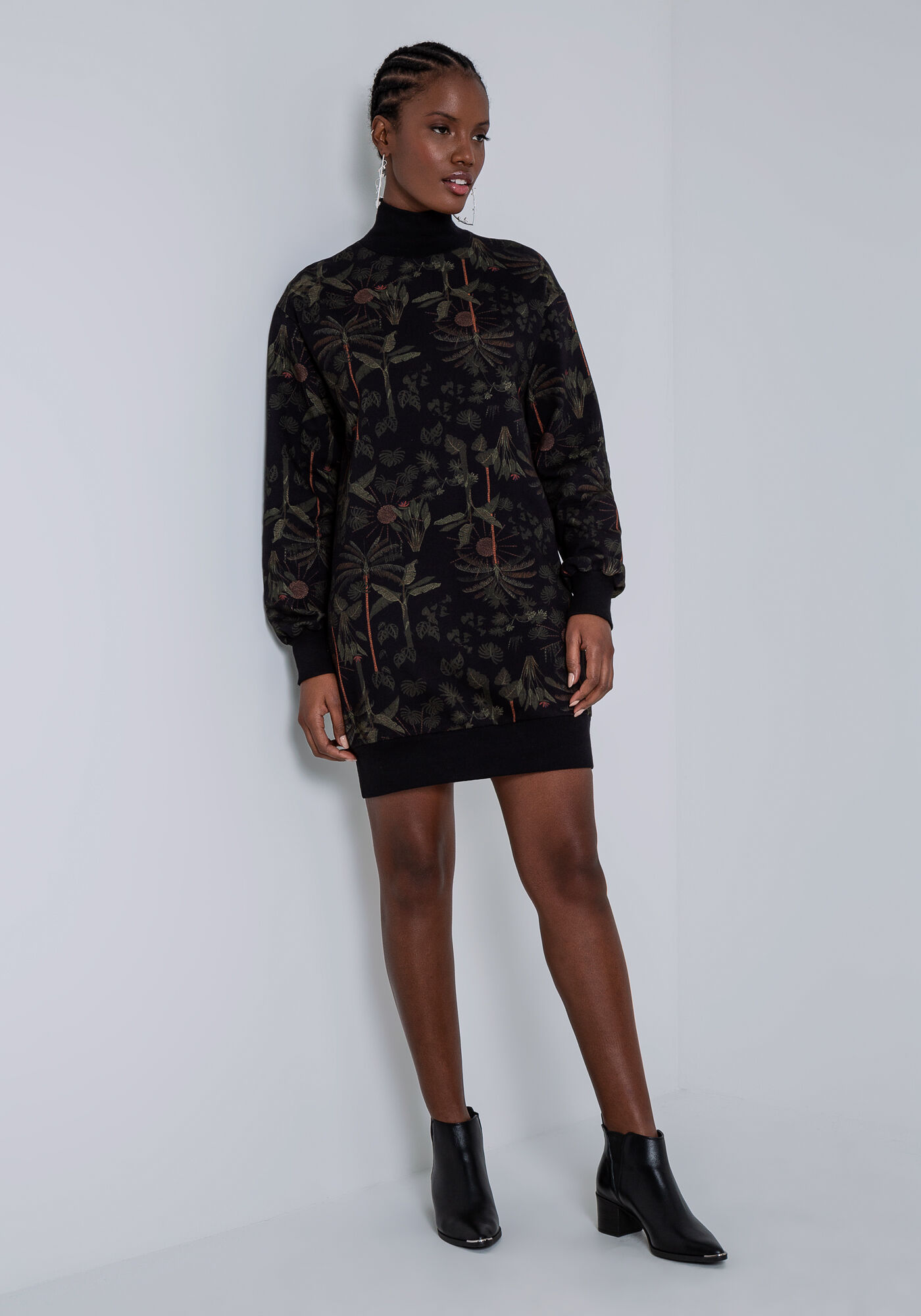 Vestido Curto em Moletom com Punho Barra, SONHO TROPICAL, large.