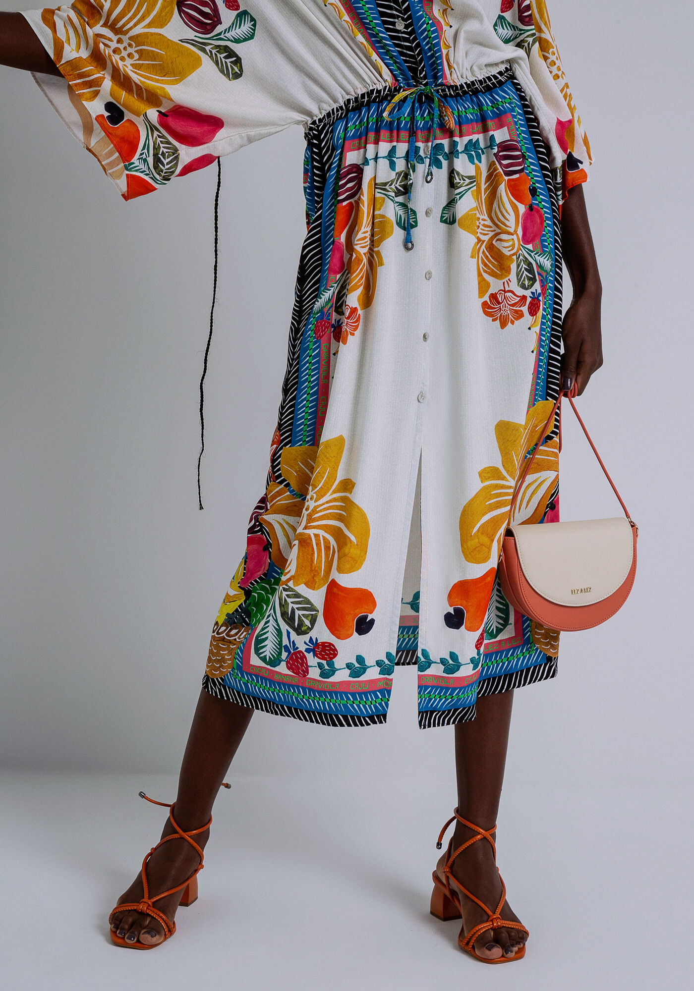 Vestido Mangas 3/4 Midi em Viscose Amplo, GRAVIOLA, large.