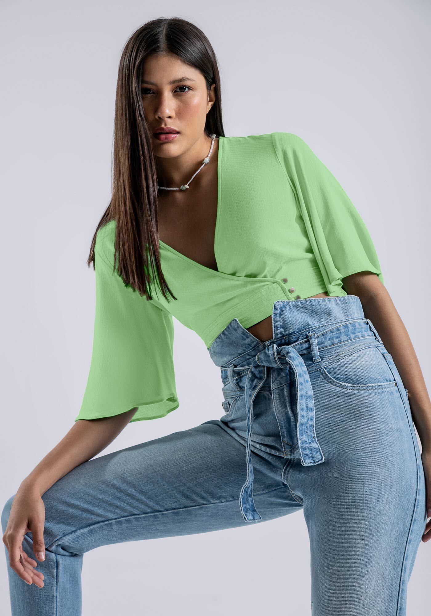 Cal&ccedil;a Jeans Reta com Recorte e Cinto, JEANS, large.