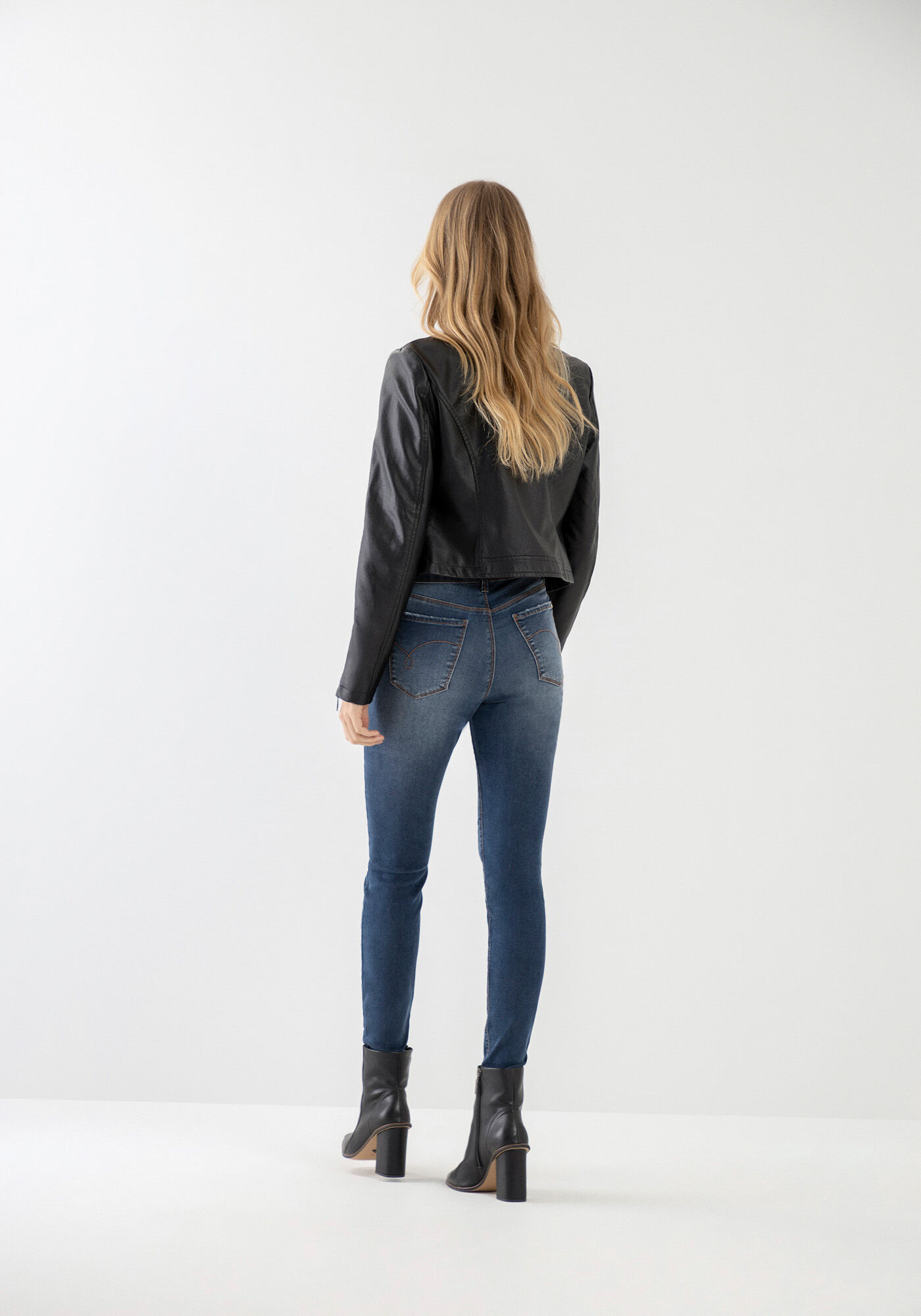 Cal&ccedil;a Jeans Skinny Super Alta Every Day, , large.