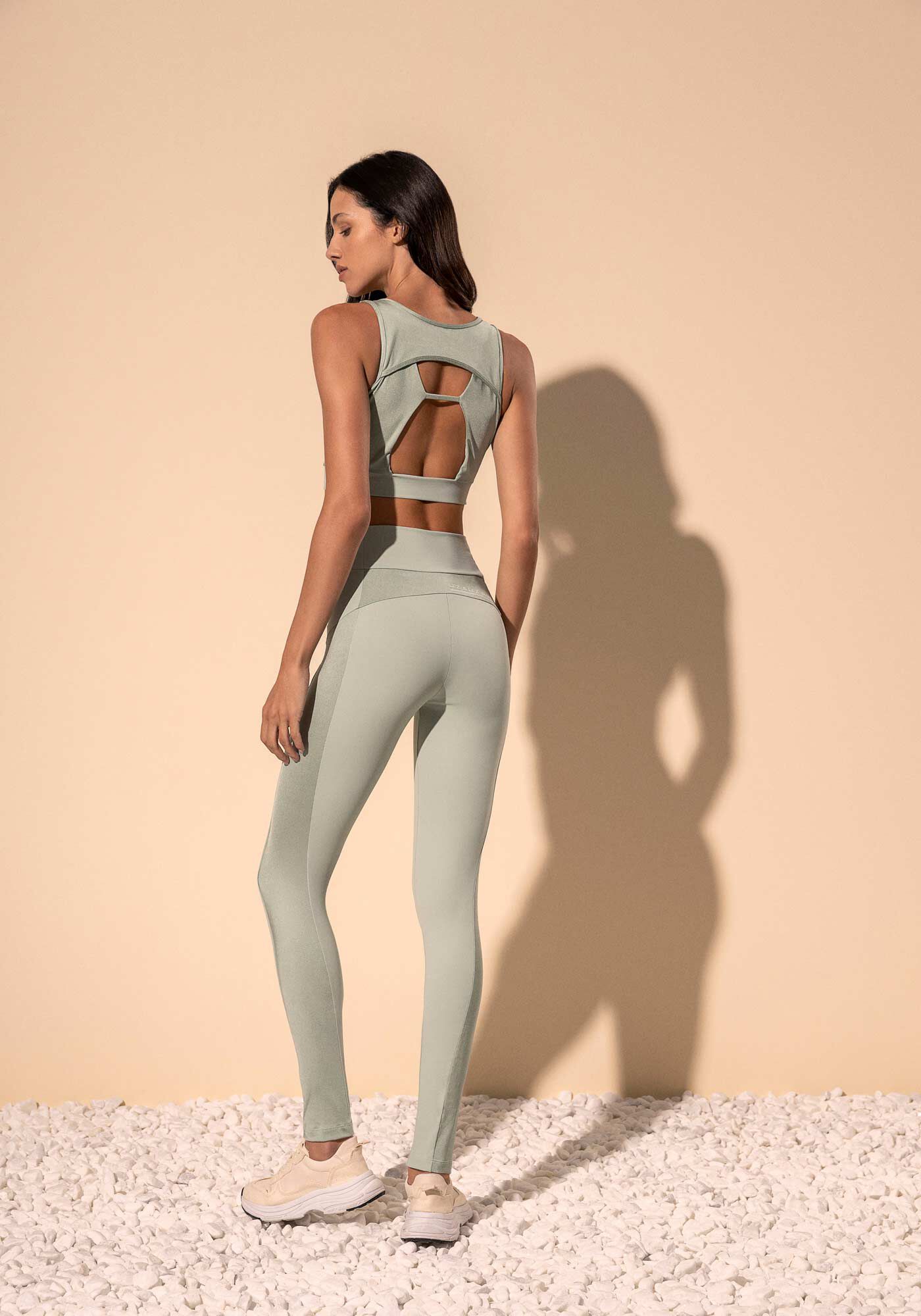 Cal&ccedil;a Legging De Cintura Alta Move Com Recorte E Prote&ccedil;&atilde;o UV, VERDE MENTA, large.