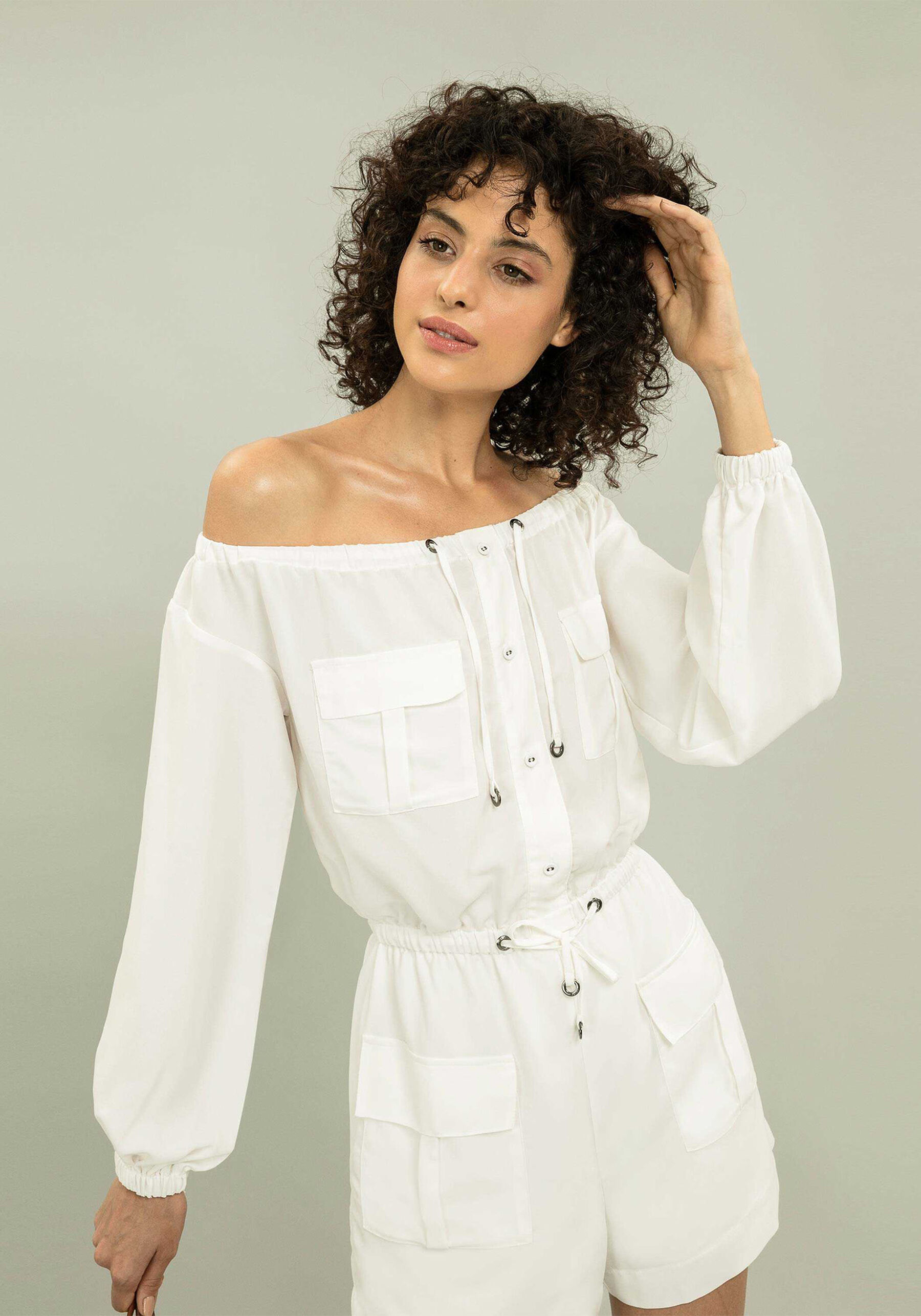 Macacão Curto Manga Longa Branco Off White, . Macacão Curto Manga Longa Branco Off White, , large.