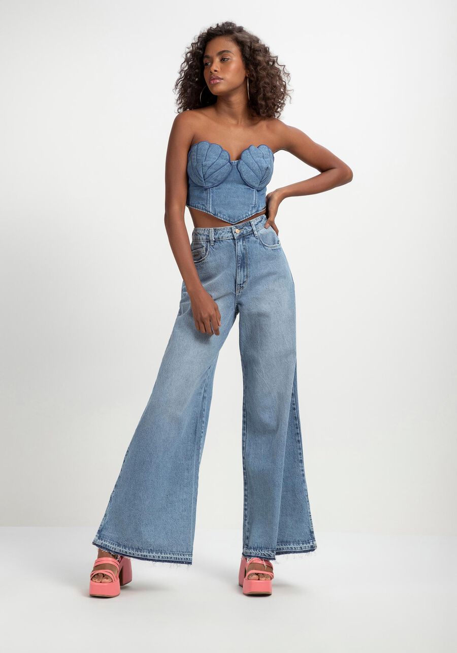 Calça Jeans Pantalona com Abertura Barra, JEANS. Calça Jeans Pantalona com Abertura Barra, JEANS, large.