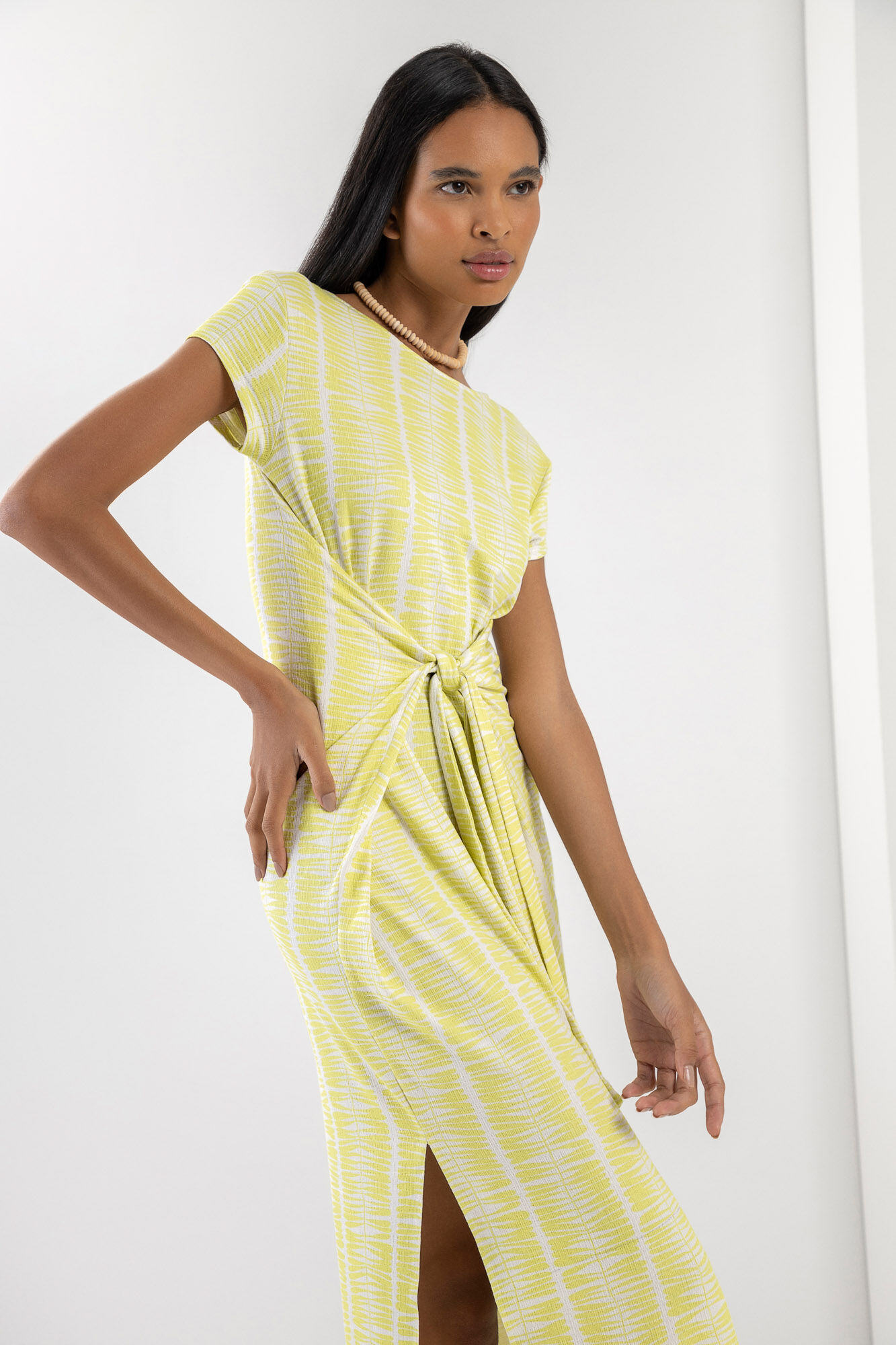 Vestido Midi em Malha com Amarra&ccedil;&atilde;o Cintura, ARARIBA, large.