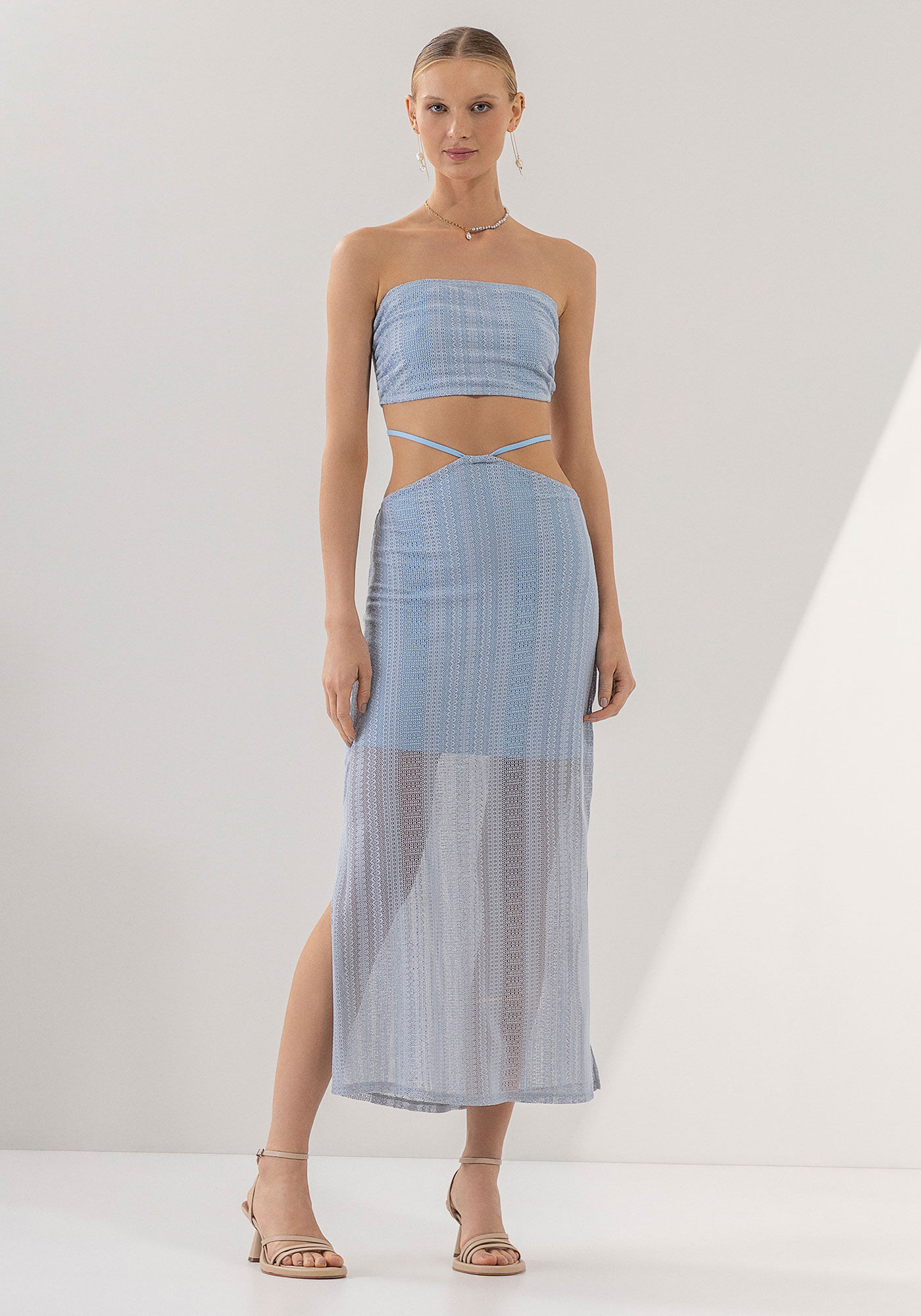 Vestido Midi em Renda Frente &Uacute;nica, AZUL GAIA, large.